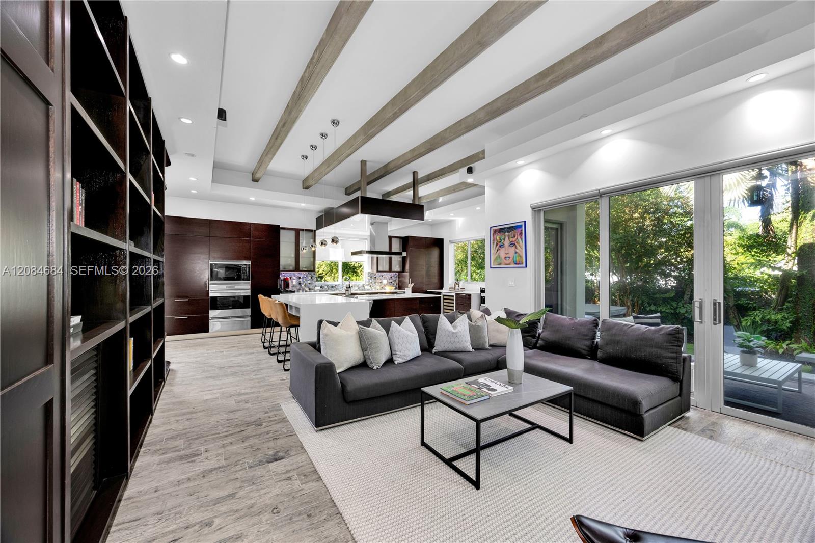 101 SW 21st Rd