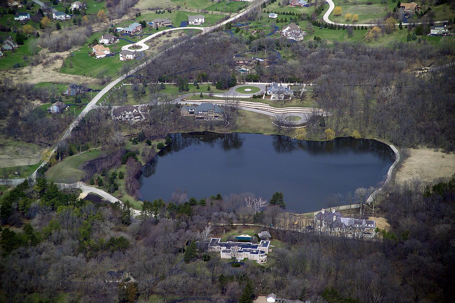 39W690 WEEPING BEECH Lane