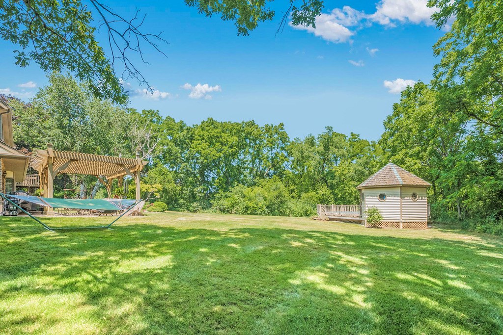 41W586 Golden Oaks Lane