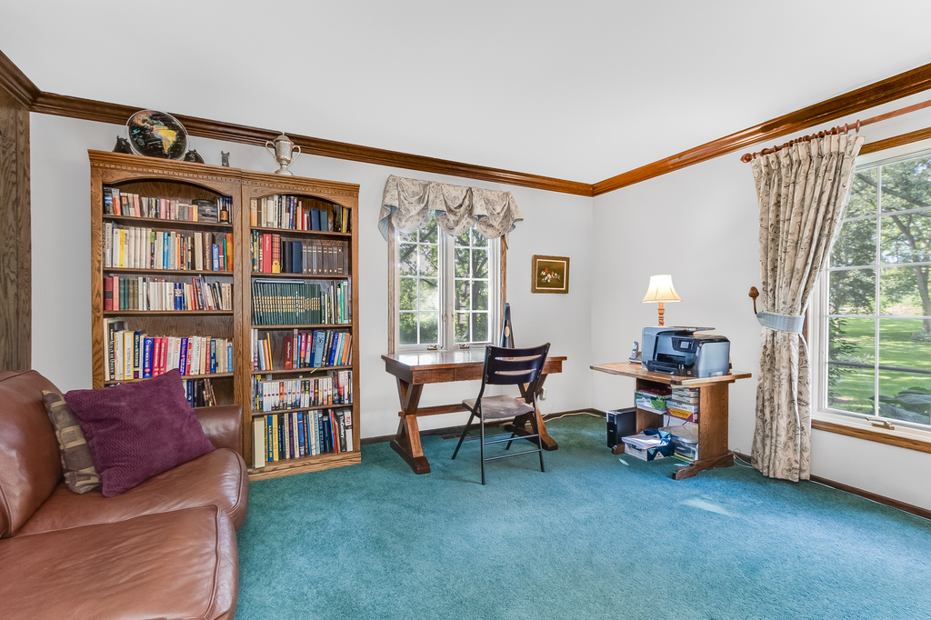 41W586 Golden Oaks Lane