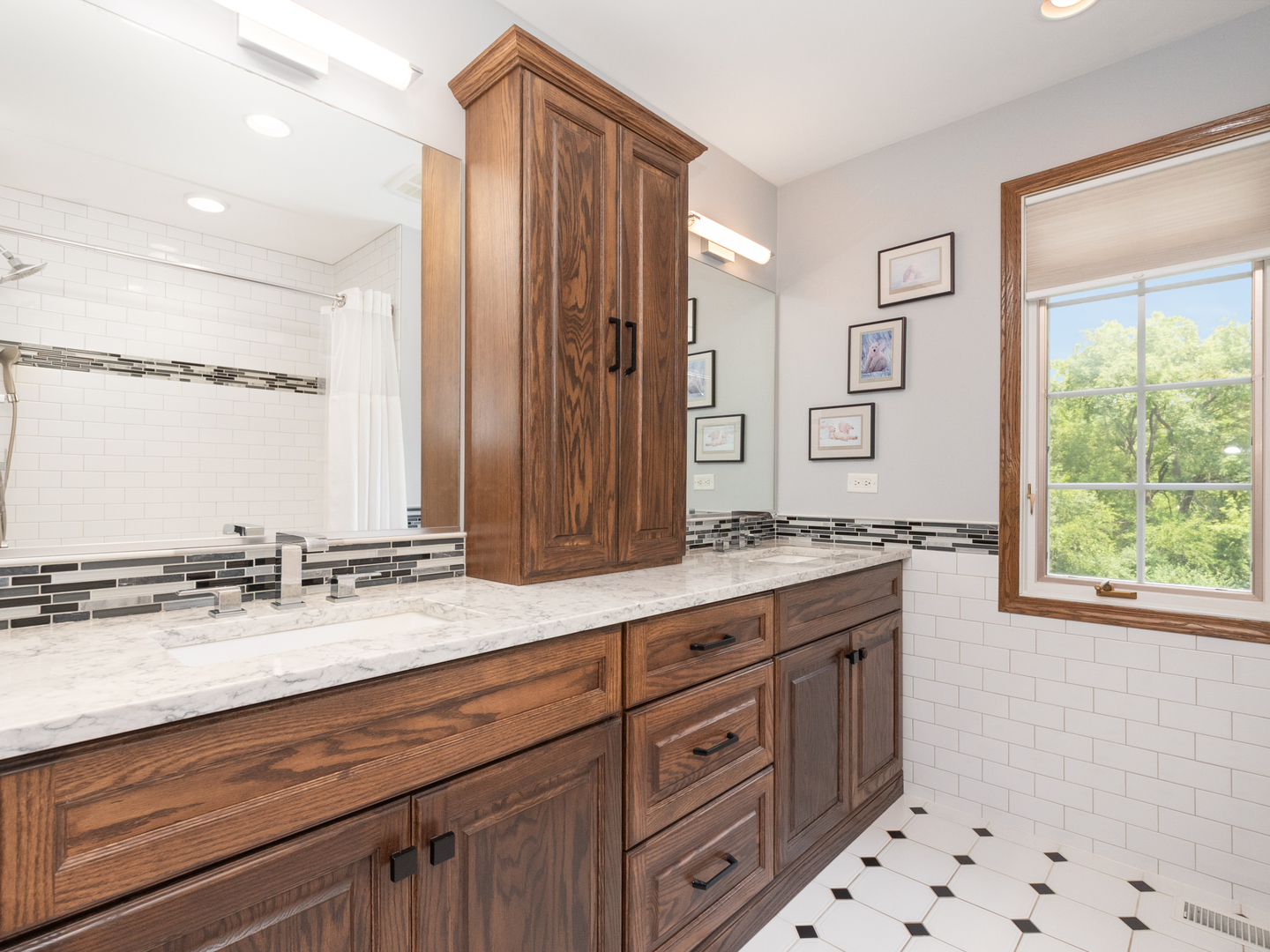 41W586 Golden Oaks Lane