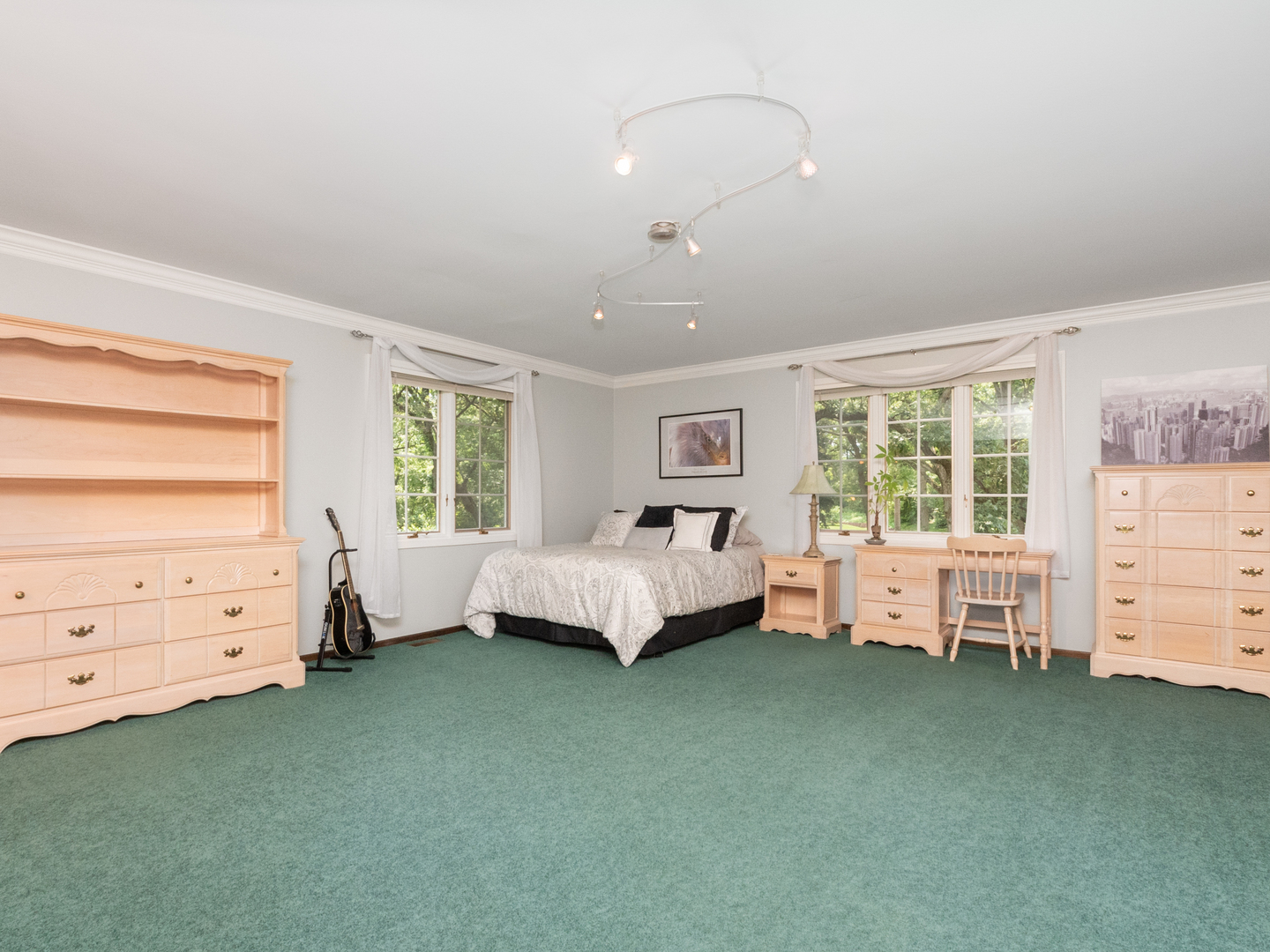 41W586 Golden Oaks Lane