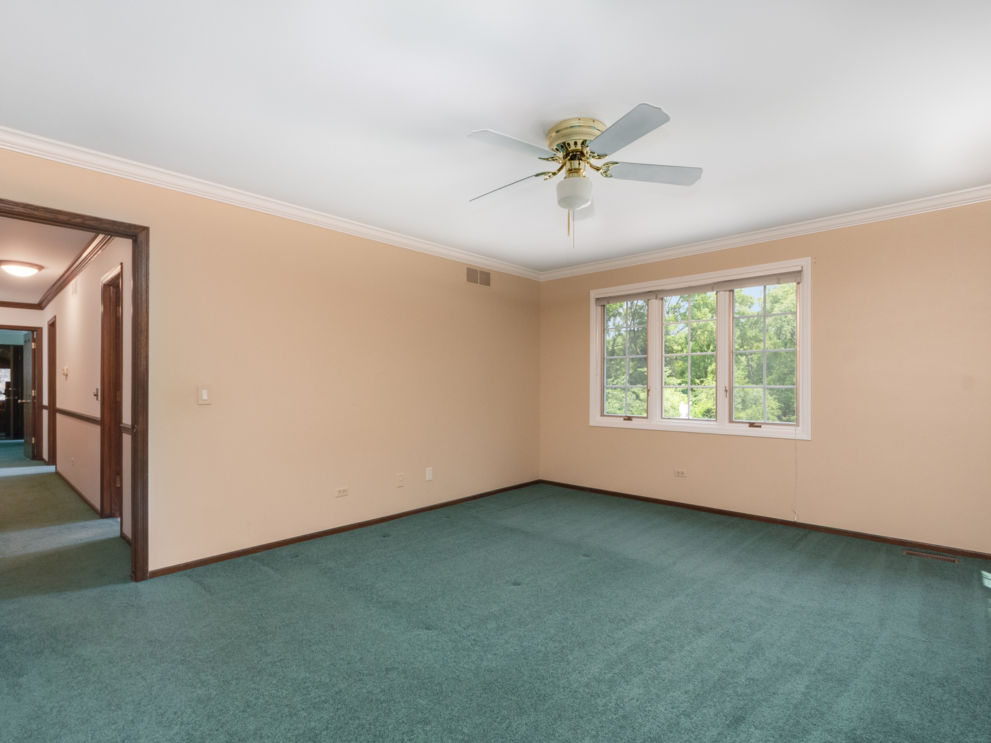 41W586 Golden Oaks Lane