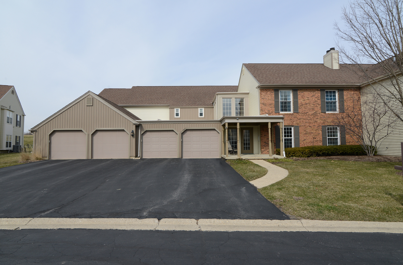 116 Dunham Place Commons Unit: 116