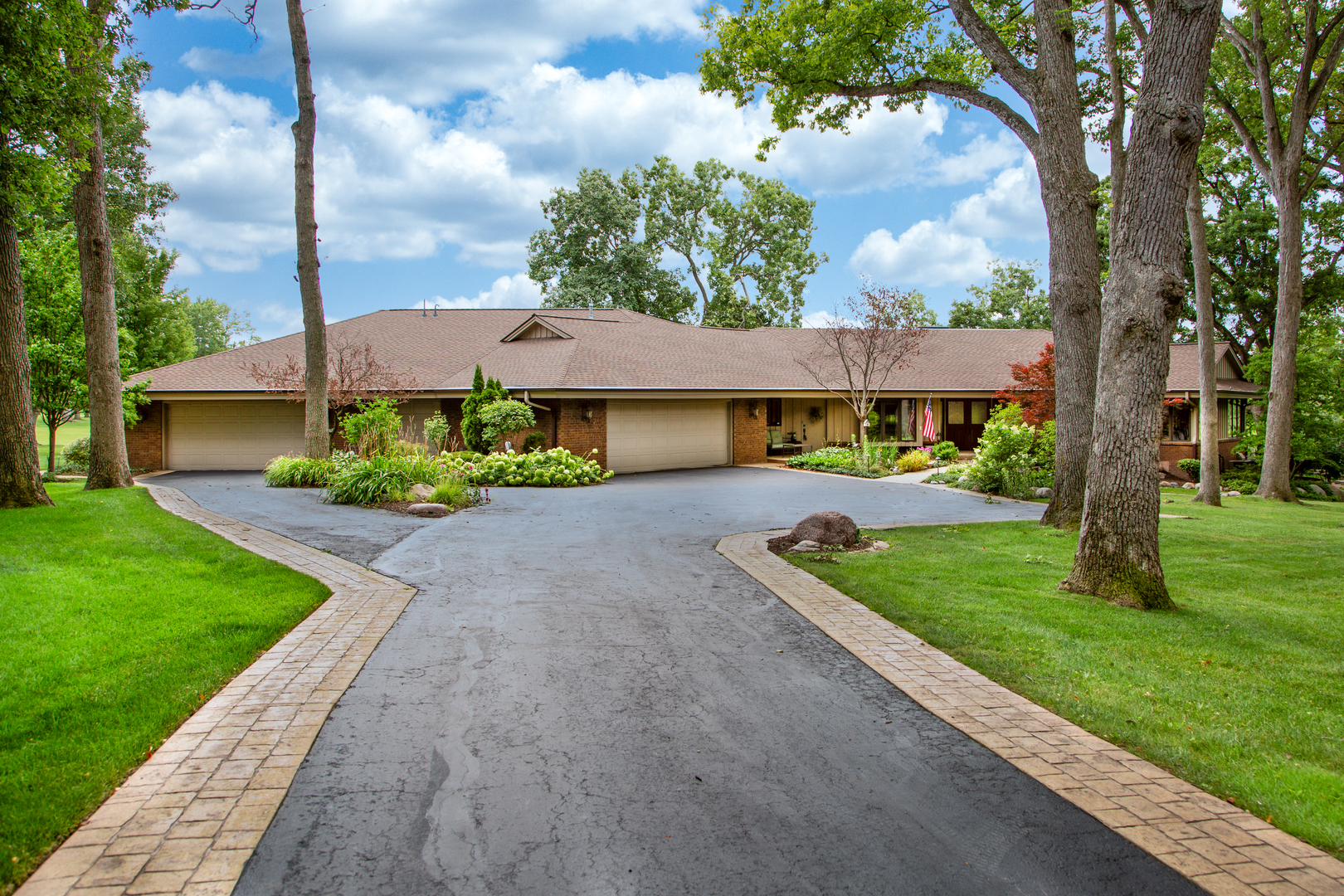 12 Arrowhead Lane