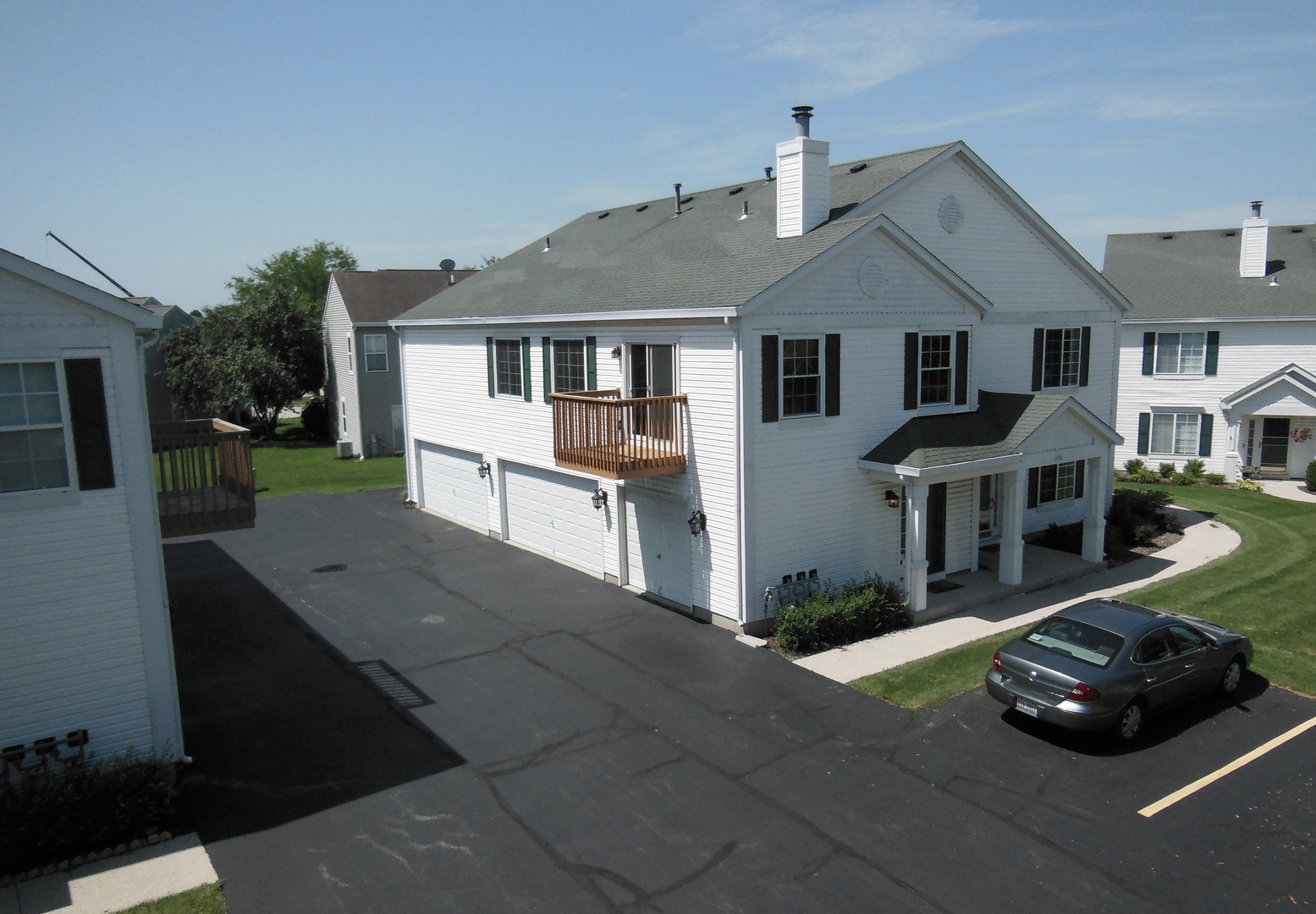 690 FIELDCREST Drive Unit: C