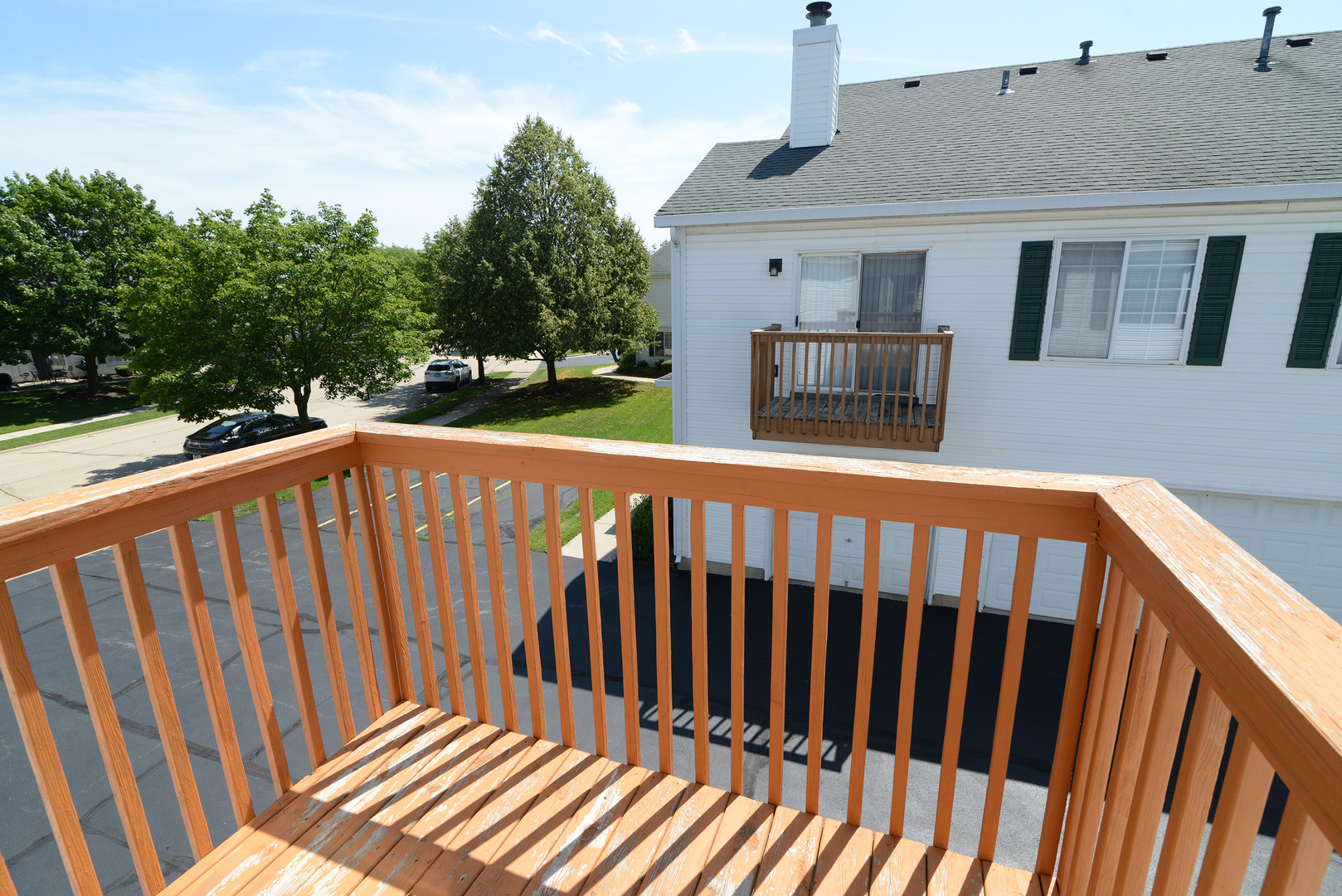 690 FIELDCREST Drive Unit: C