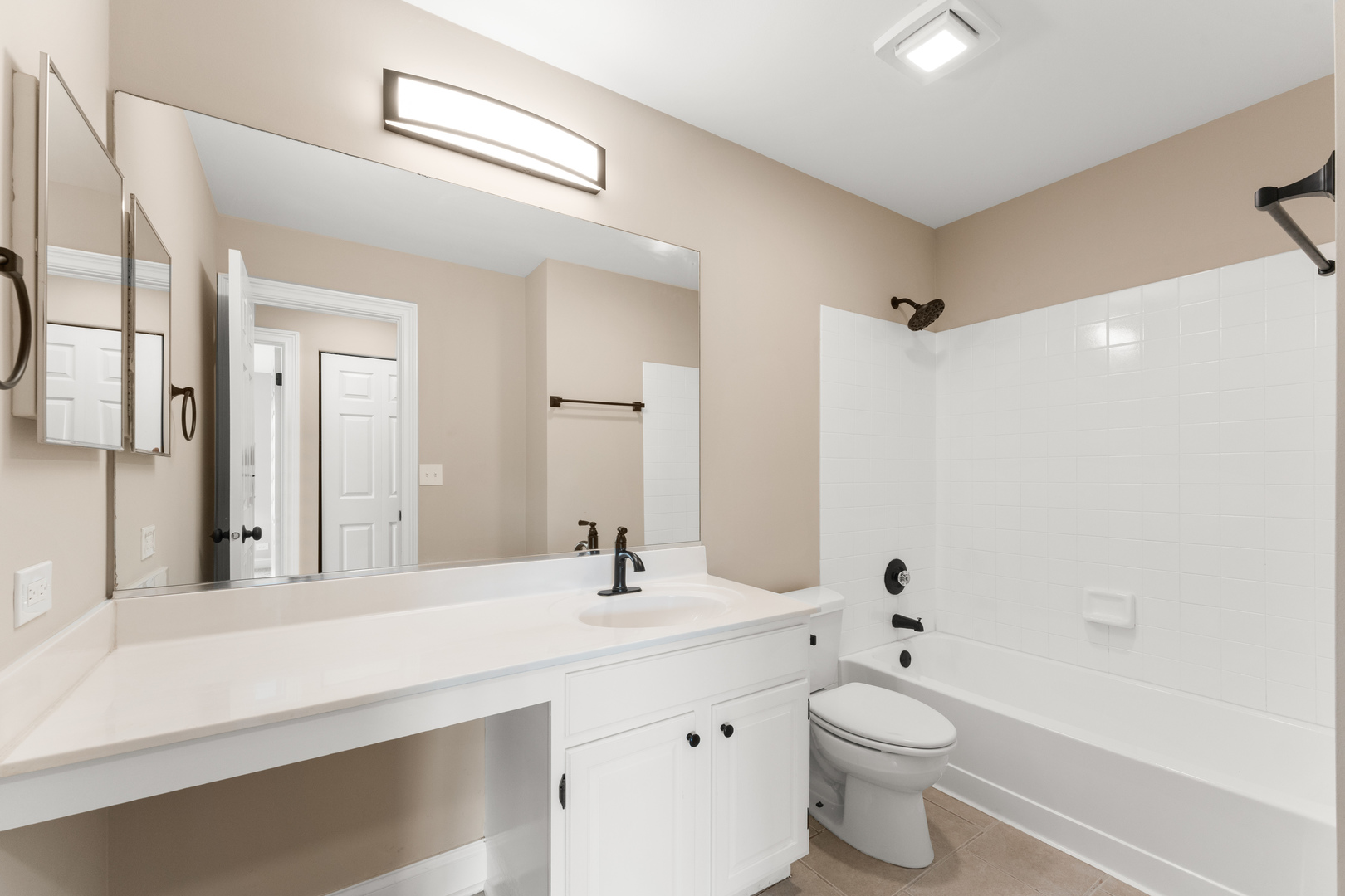 684 Fieldcrest Drive Unit: A