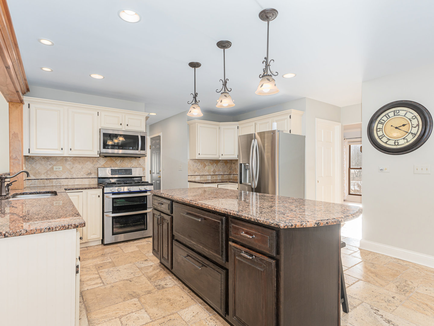 1069 Winnebago Trail