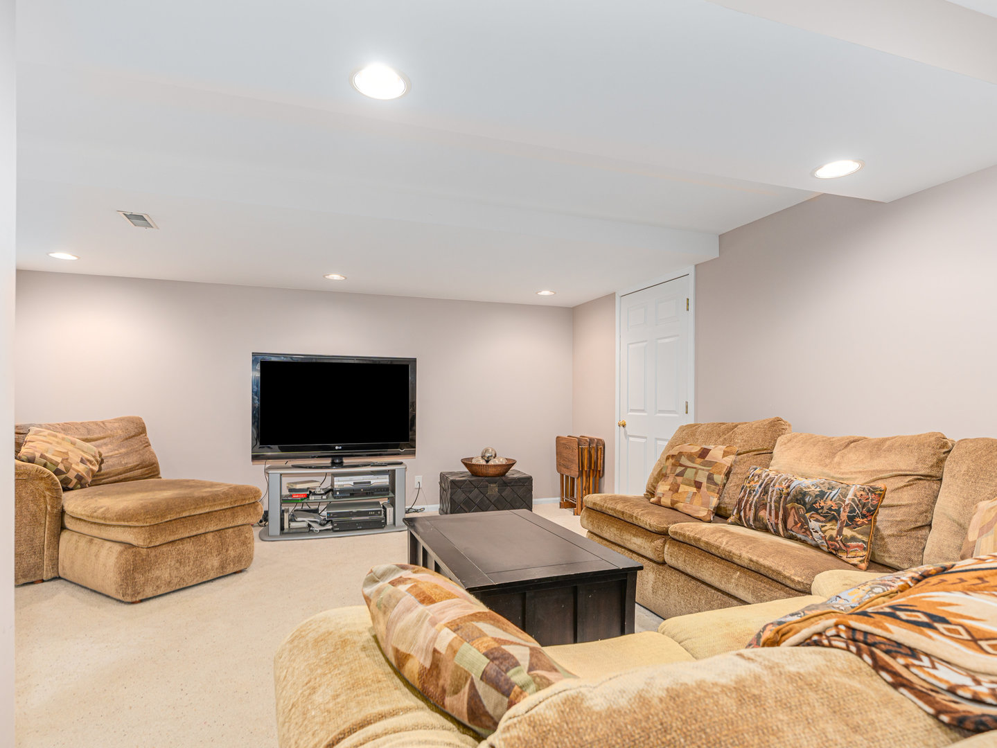 1069 Winnebago Trail