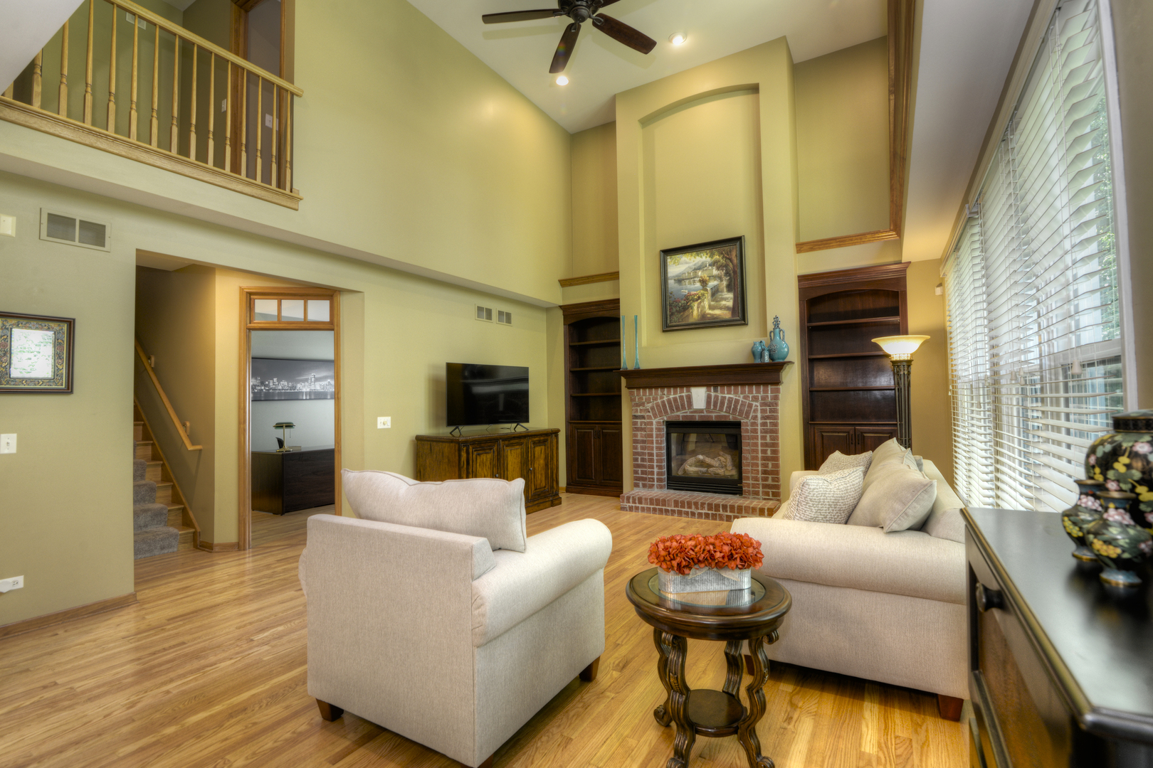 3706 Queen Elizabeth Court