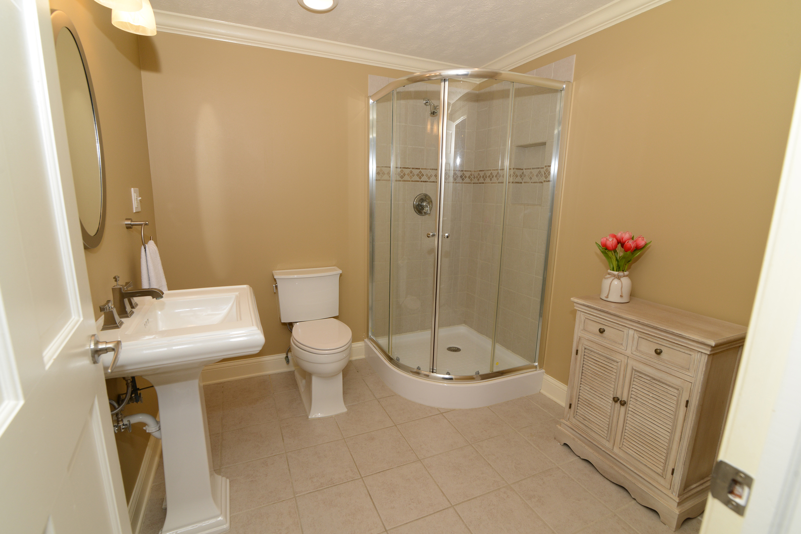 3706 Queen Elizabeth Court