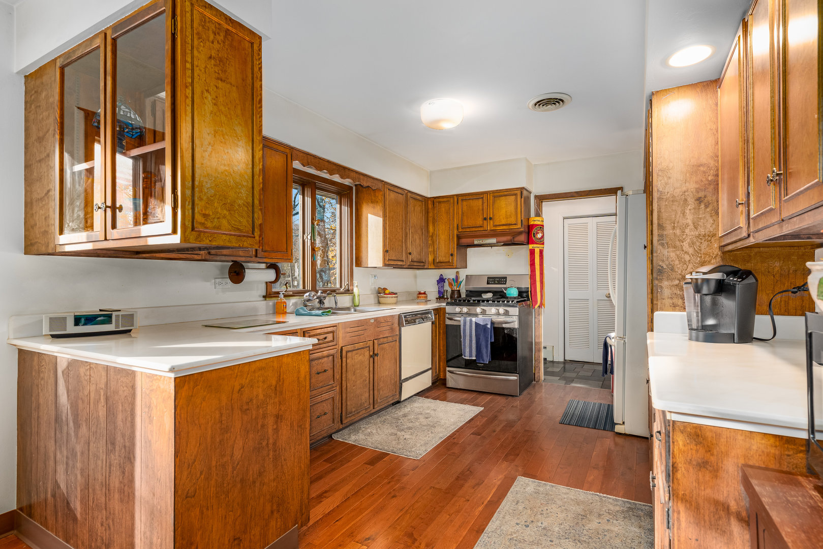 1041 Woodcliff Drive