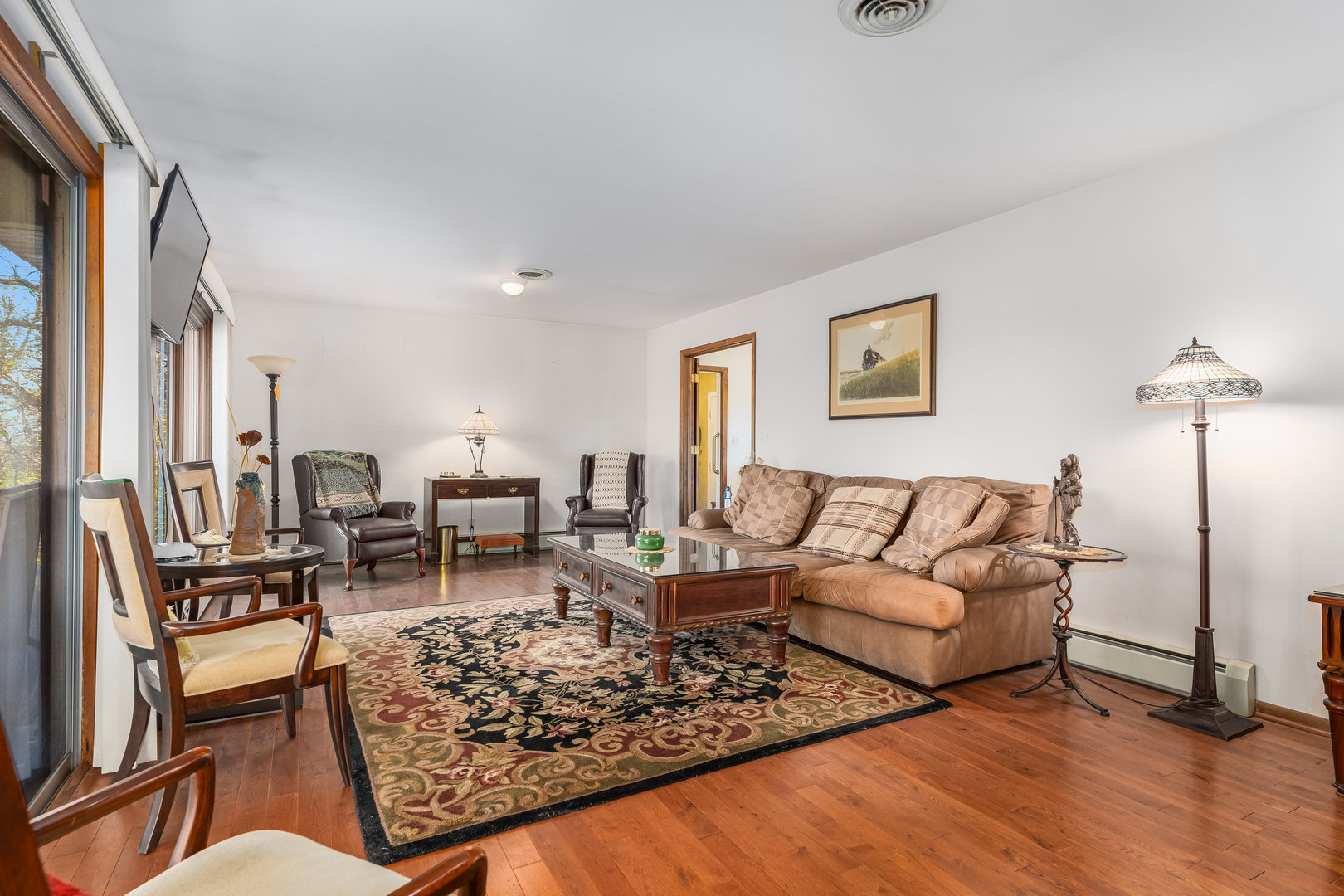 1041 Woodcliff Drive