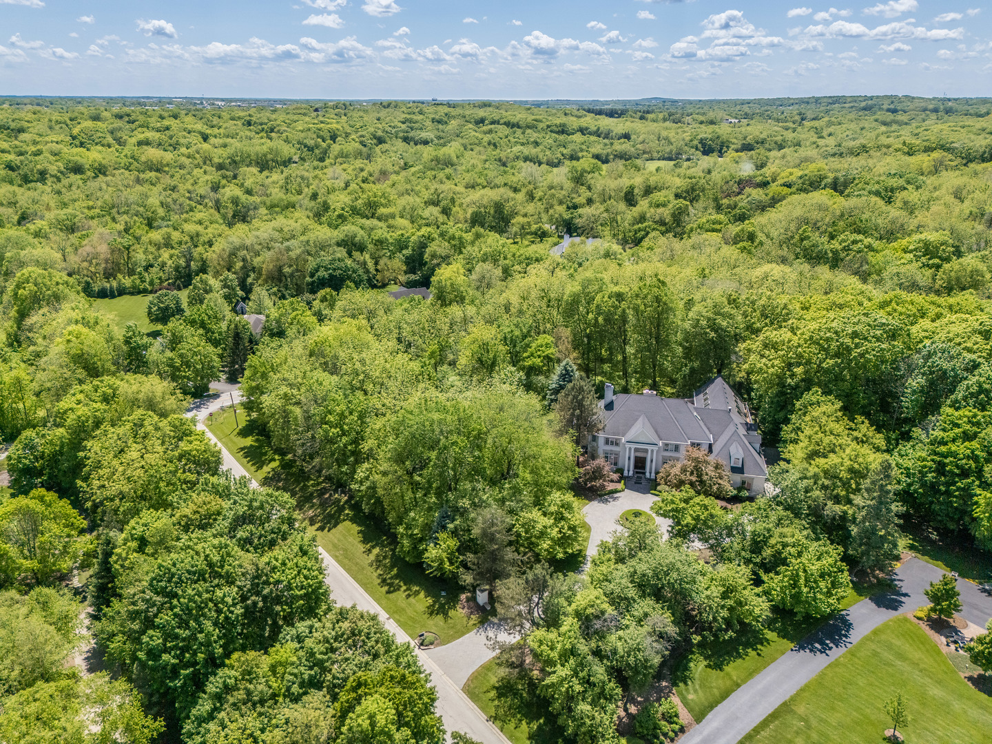 4N680 WARE WOODS Drive