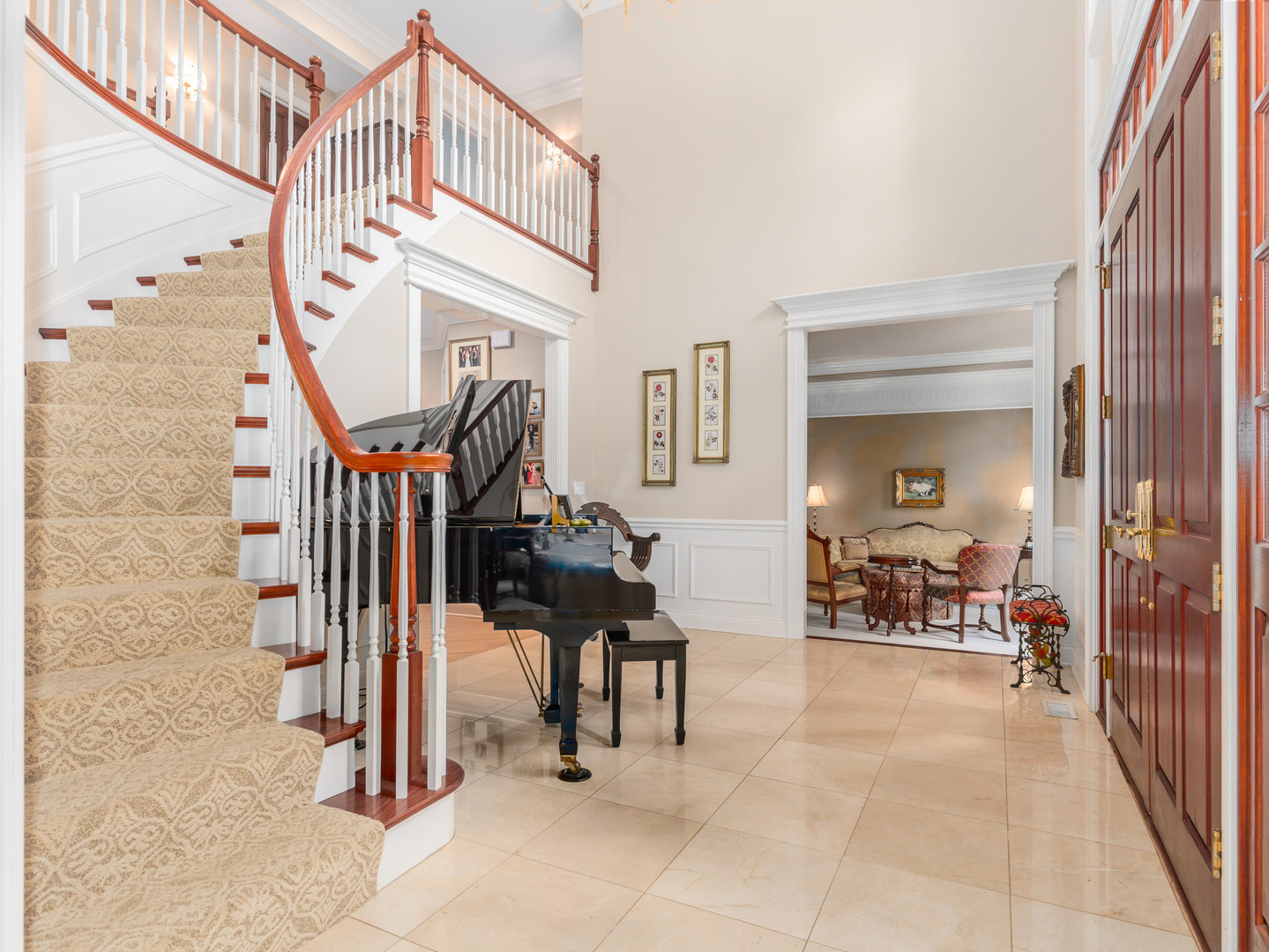 3N071 Campton Woods Drive