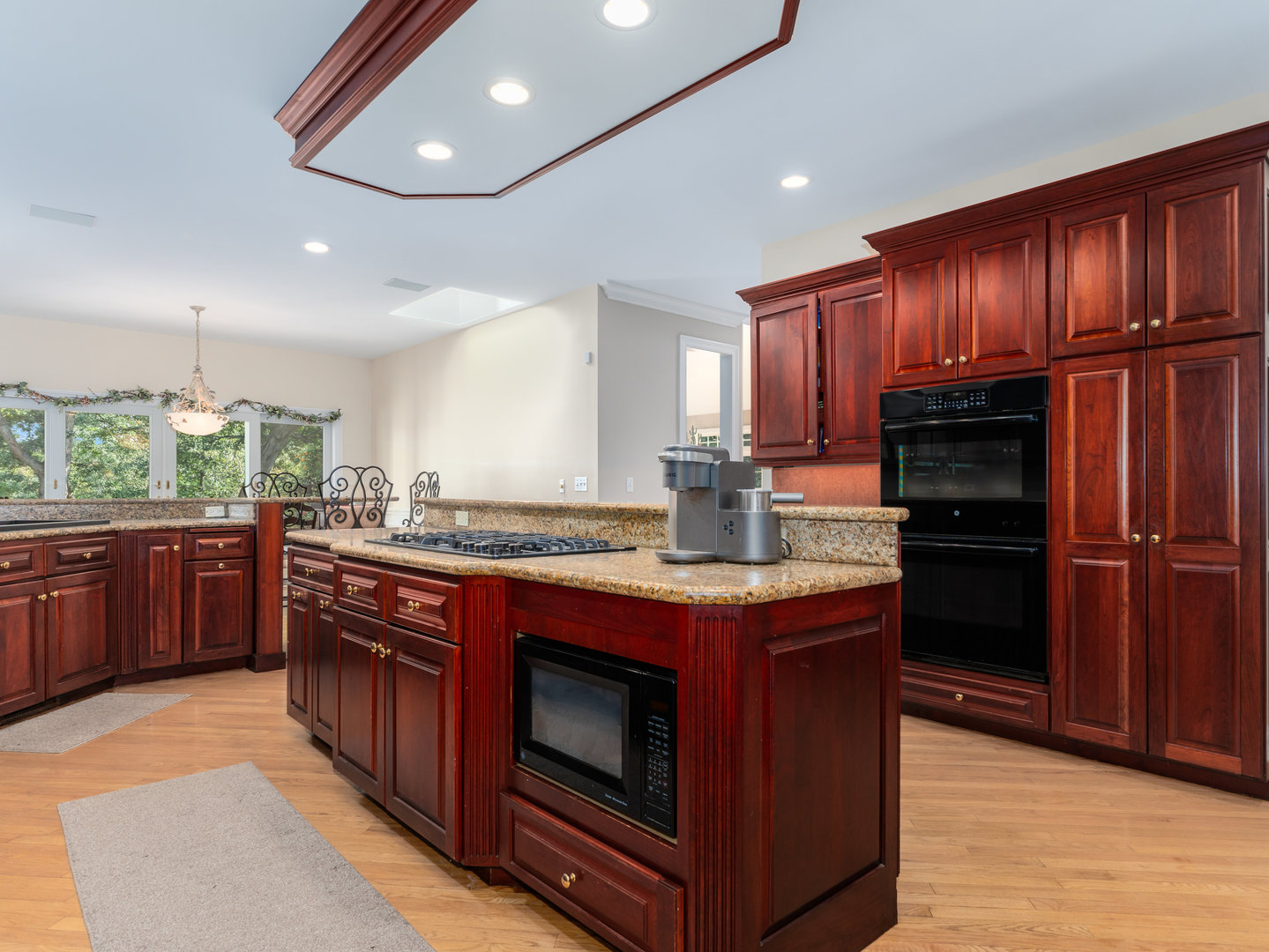 3N071 Campton Woods Drive