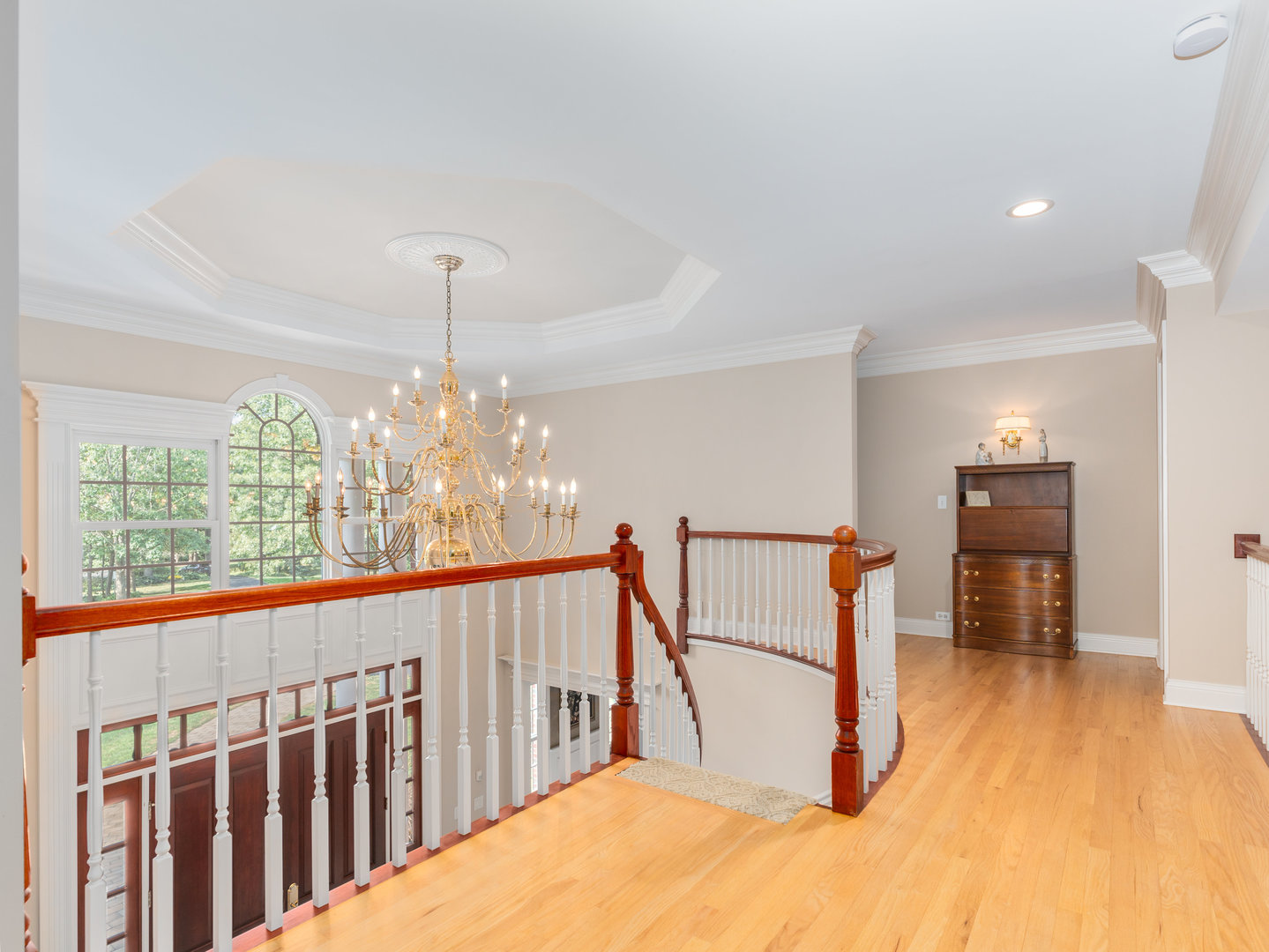 3N071 Campton Woods Drive