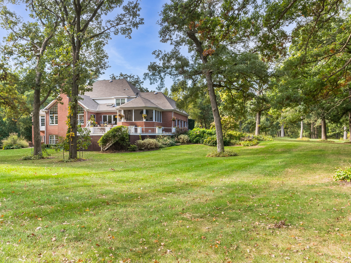 3N071 Campton Woods Drive