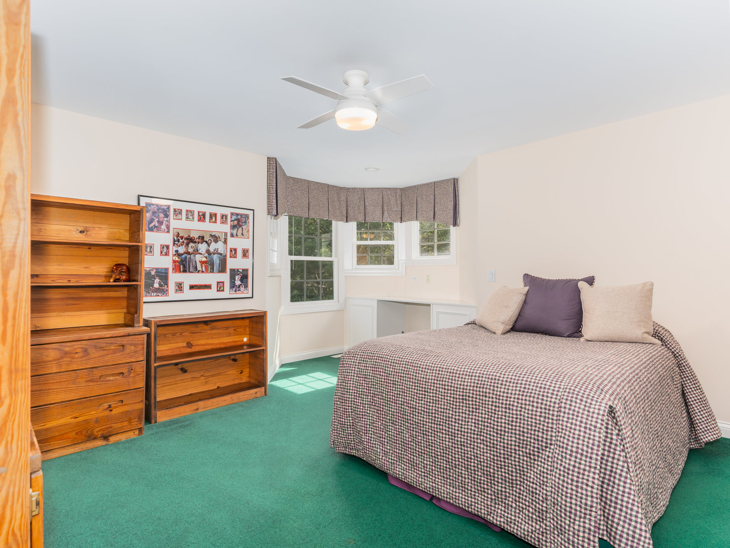 3N071 Campton Woods Drive