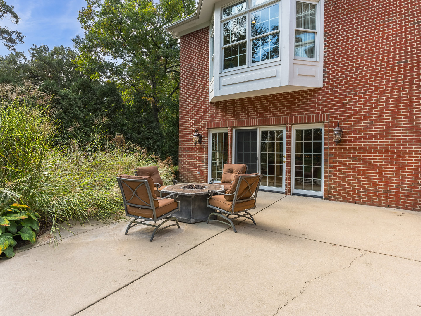 3N071 Campton Woods Drive