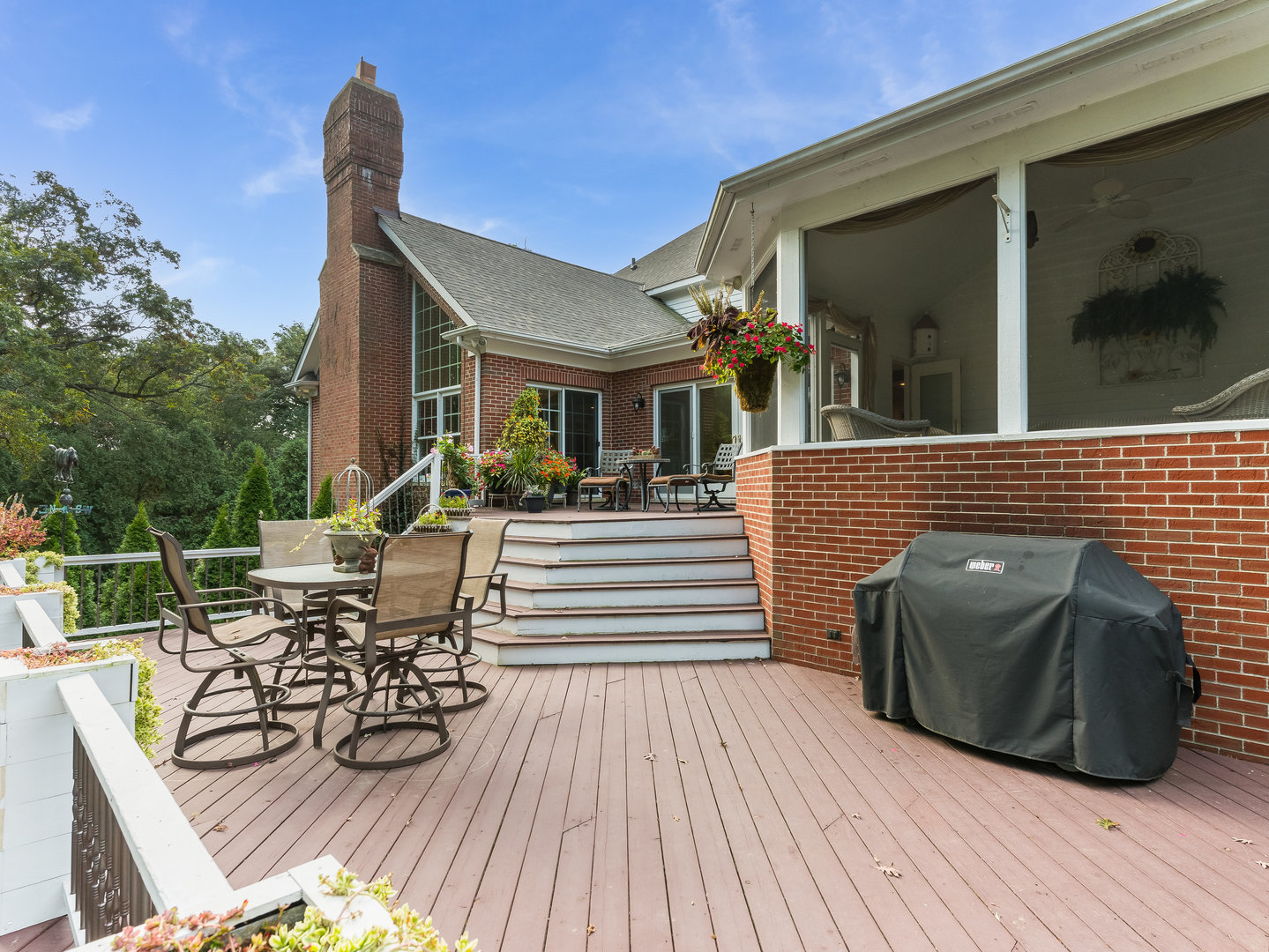 3N071 Campton Woods Drive