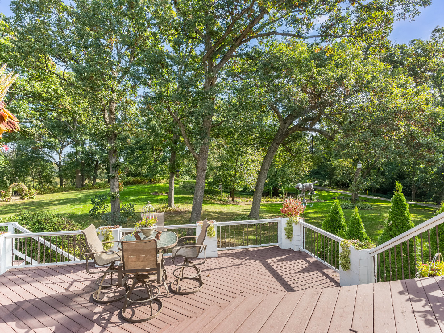 3N071 Campton Woods Drive