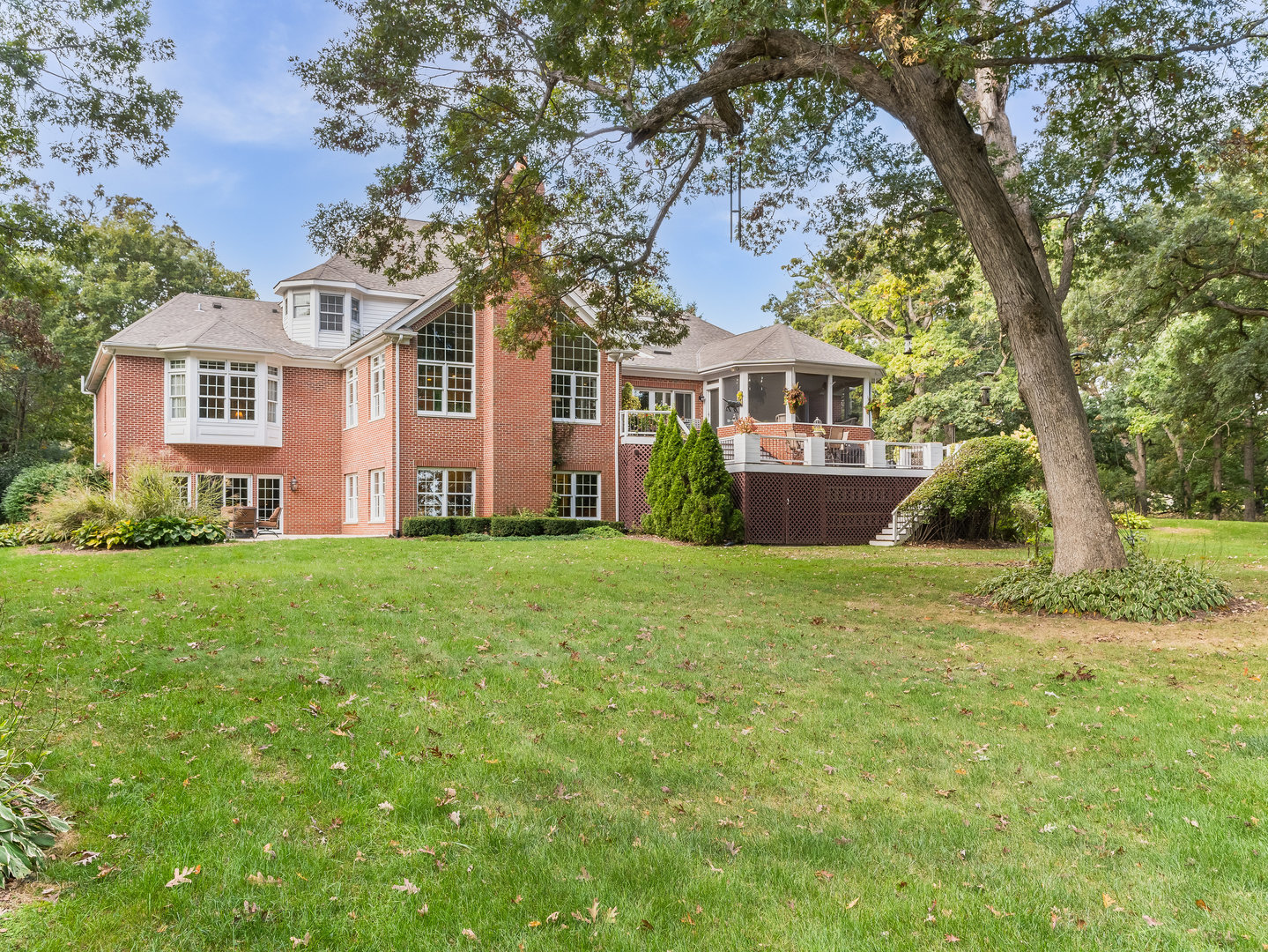 3N071 Campton Woods Drive