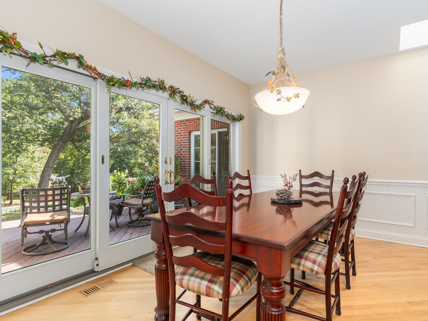 3N071 Campton Woods Drive