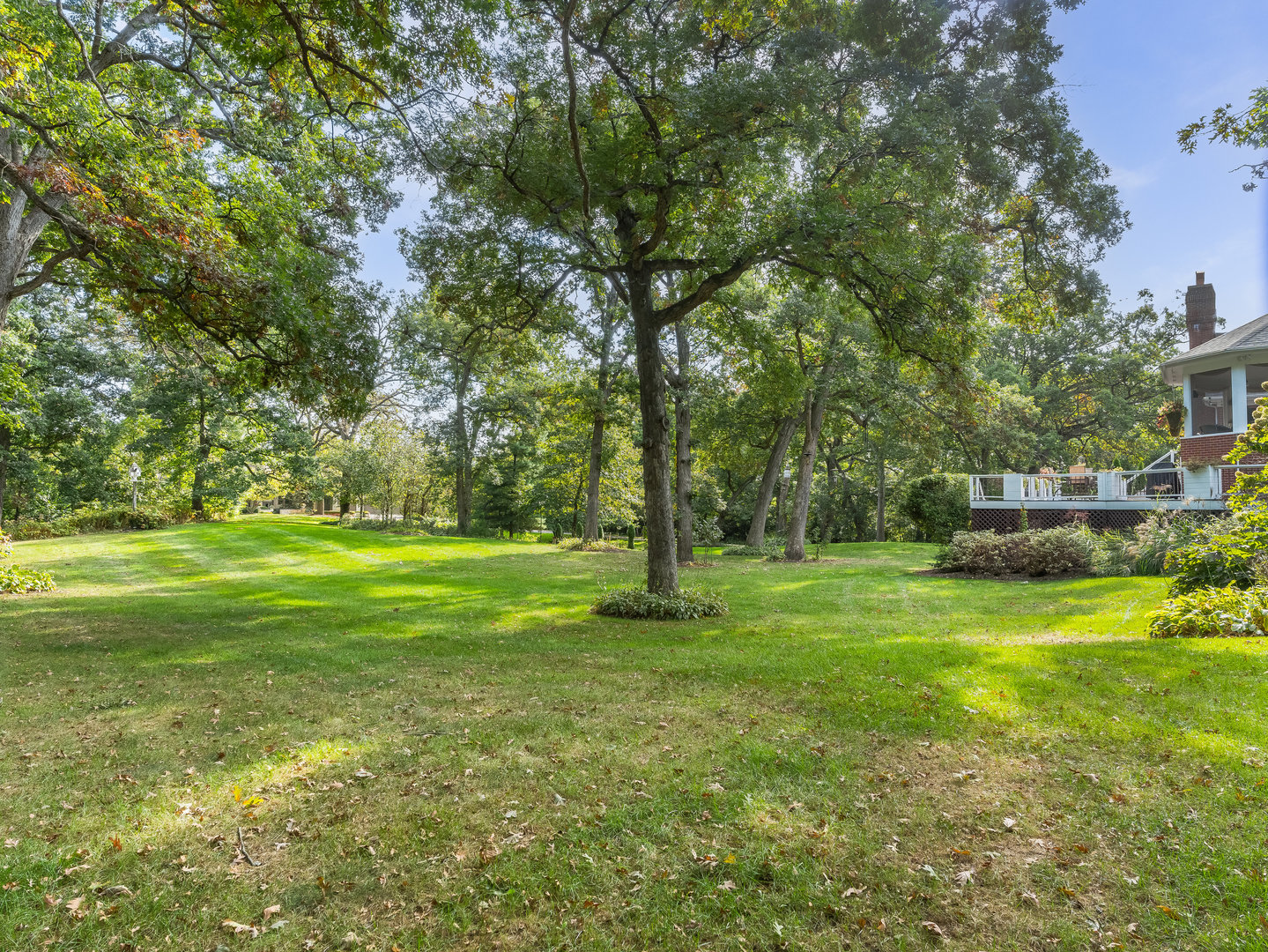 3N071 Campton Woods Drive