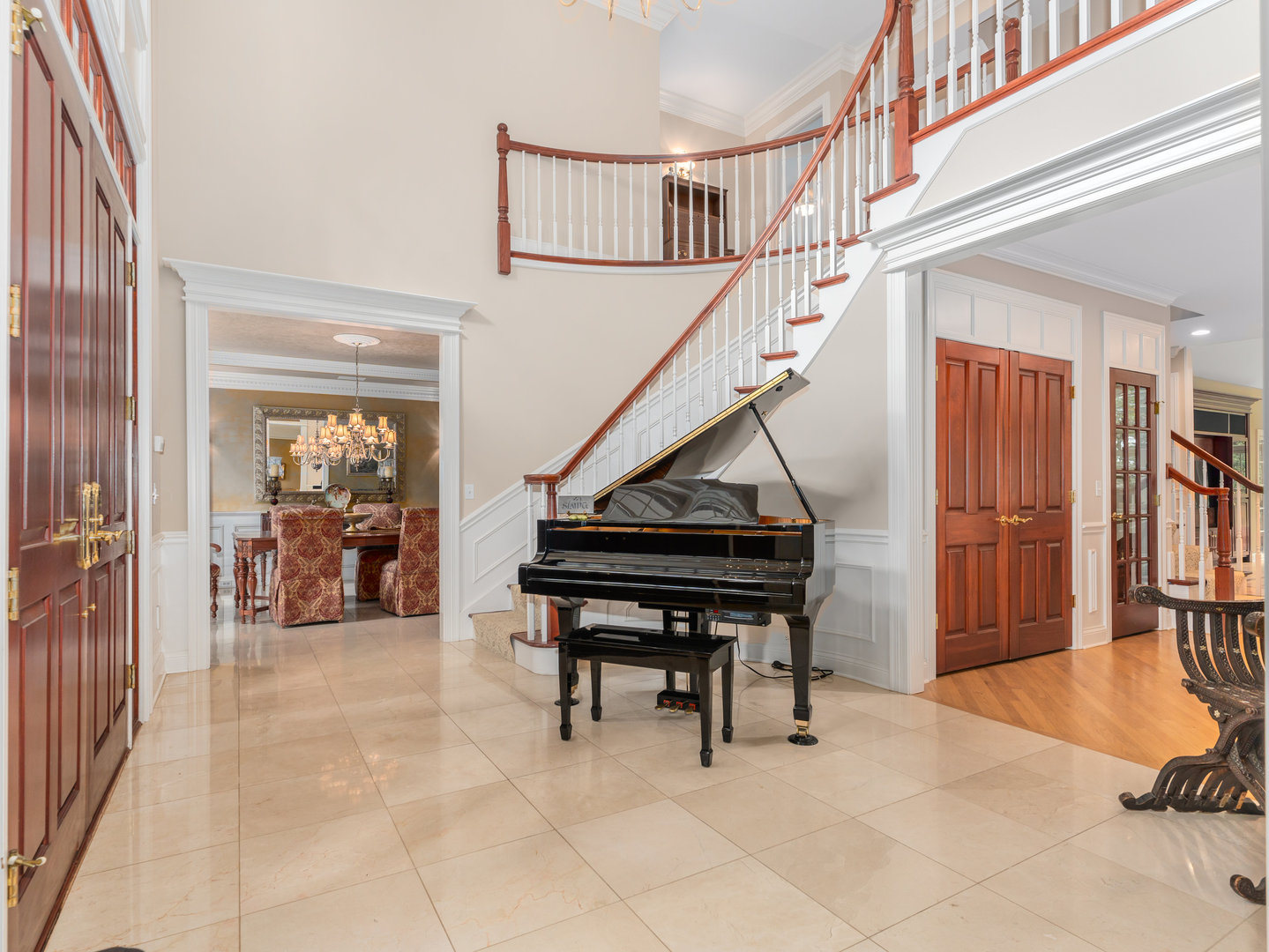 3N071 Campton Woods Drive