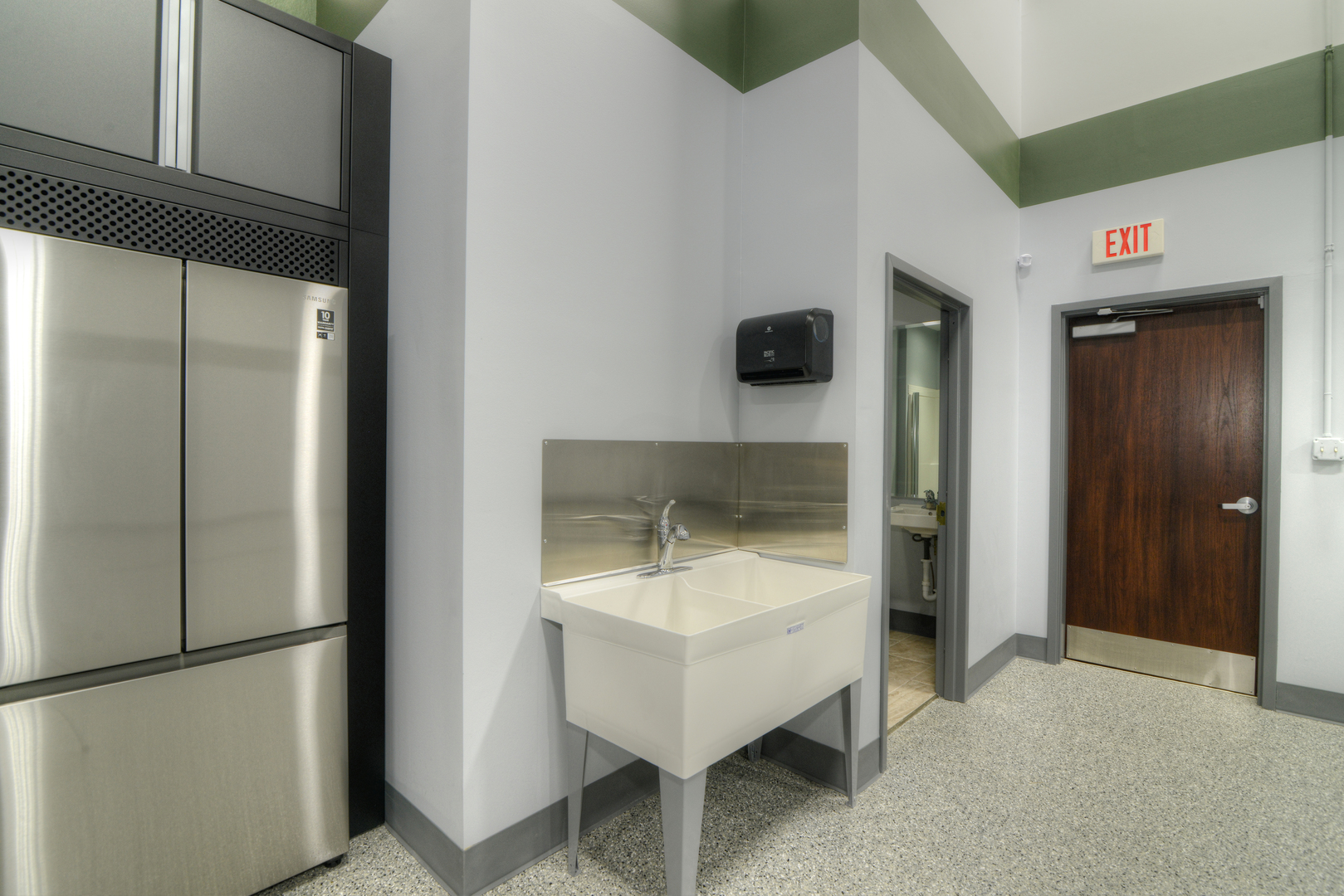 602 Sidwell Court Unit: E