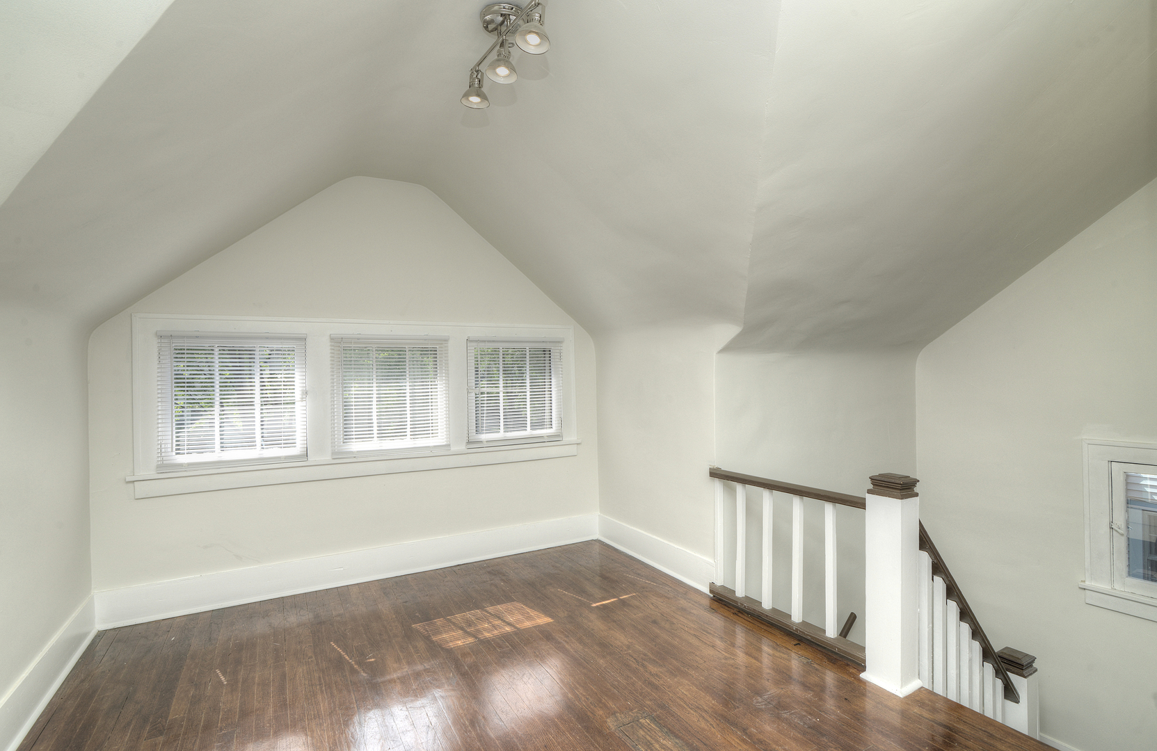 724 S 5th Street