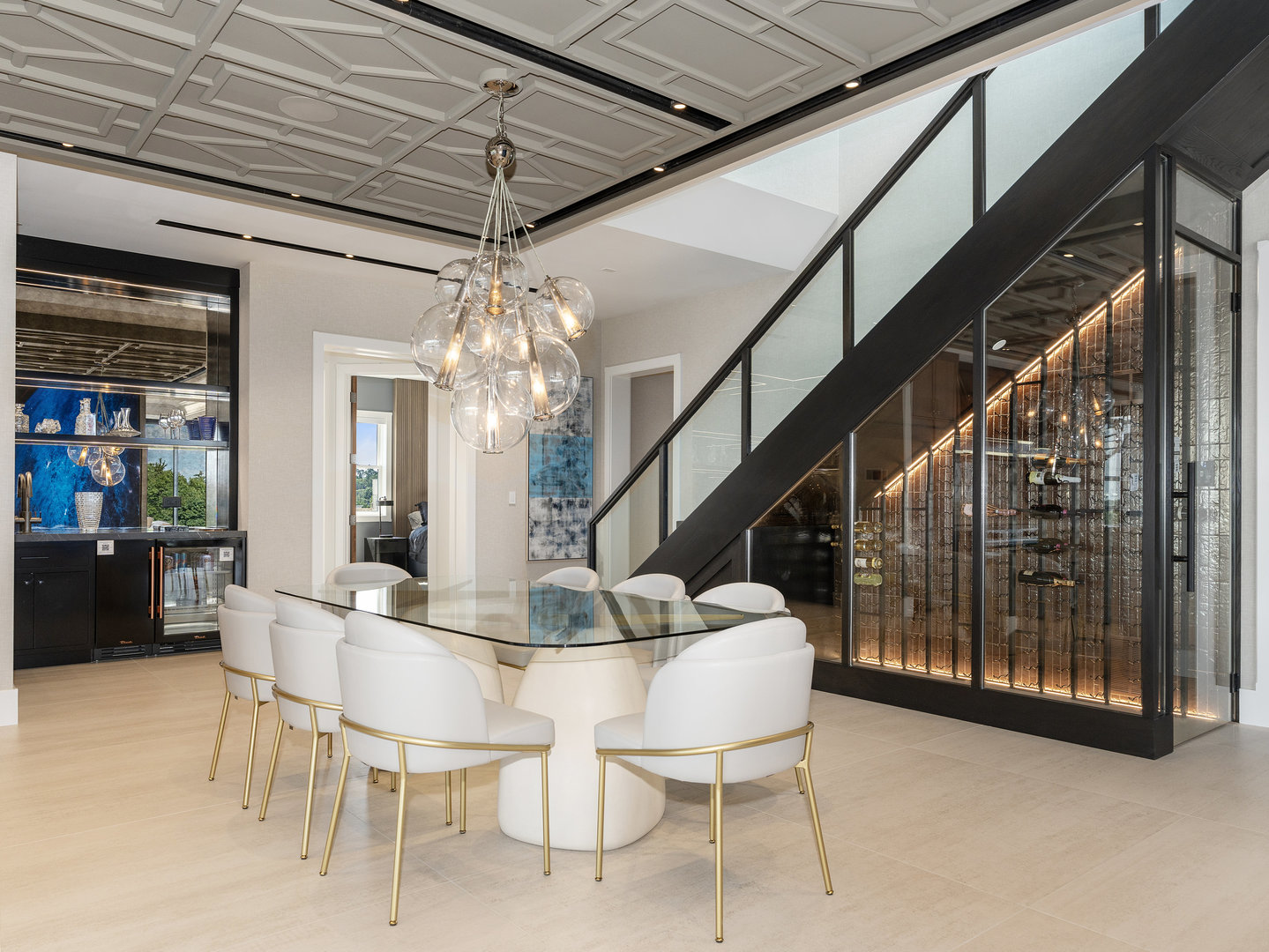 10 Illinois Street Unit: 5A