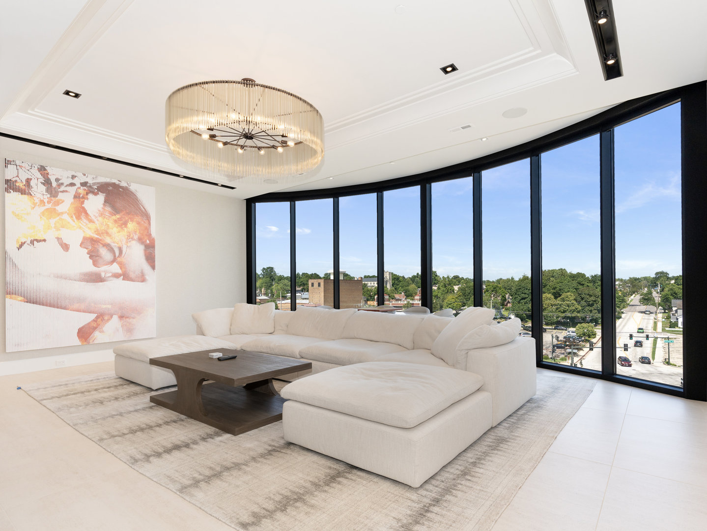 10 Illinois Street Unit: 5A