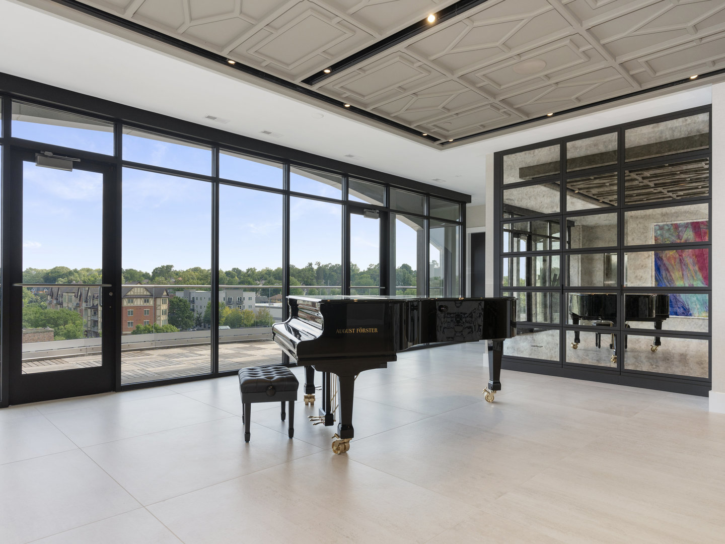 10 Illinois Street Unit: 5A