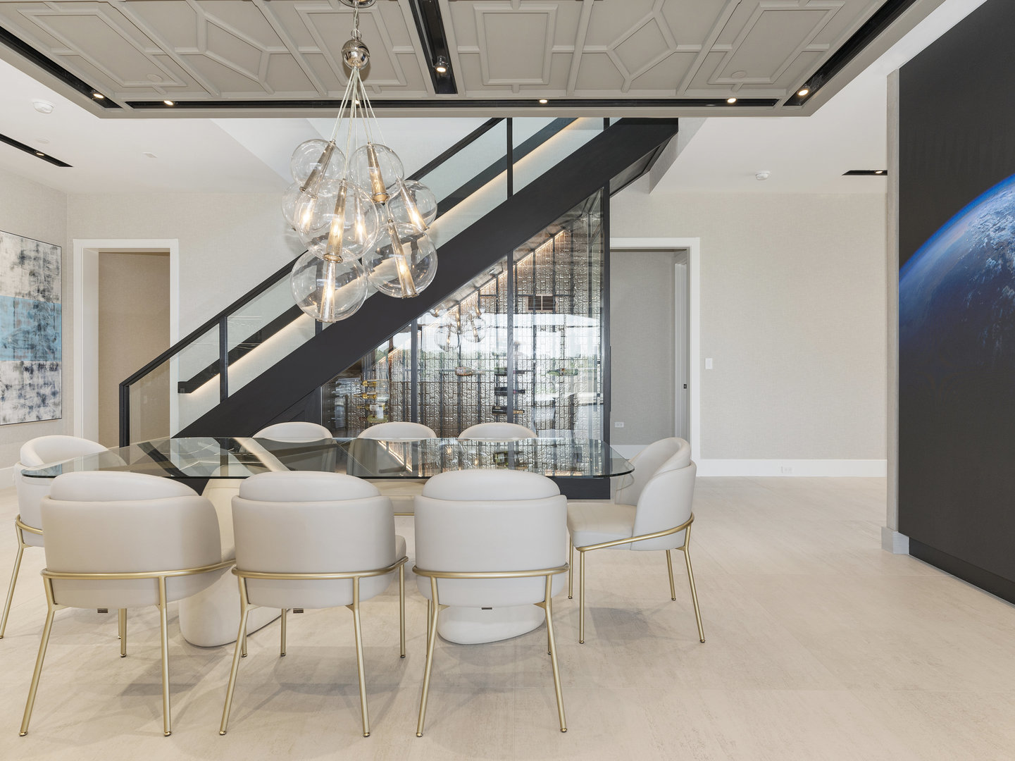 10 Illinois Street Unit: 5A