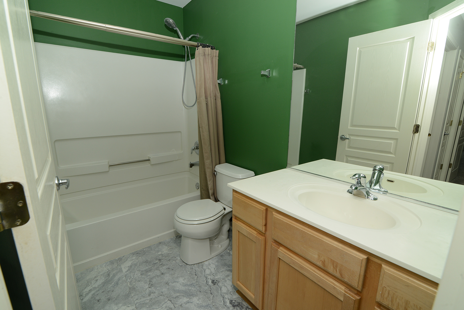 531 METROPOLITAN Street