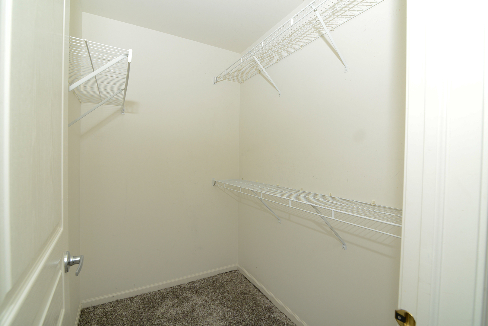 531 METROPOLITAN Street