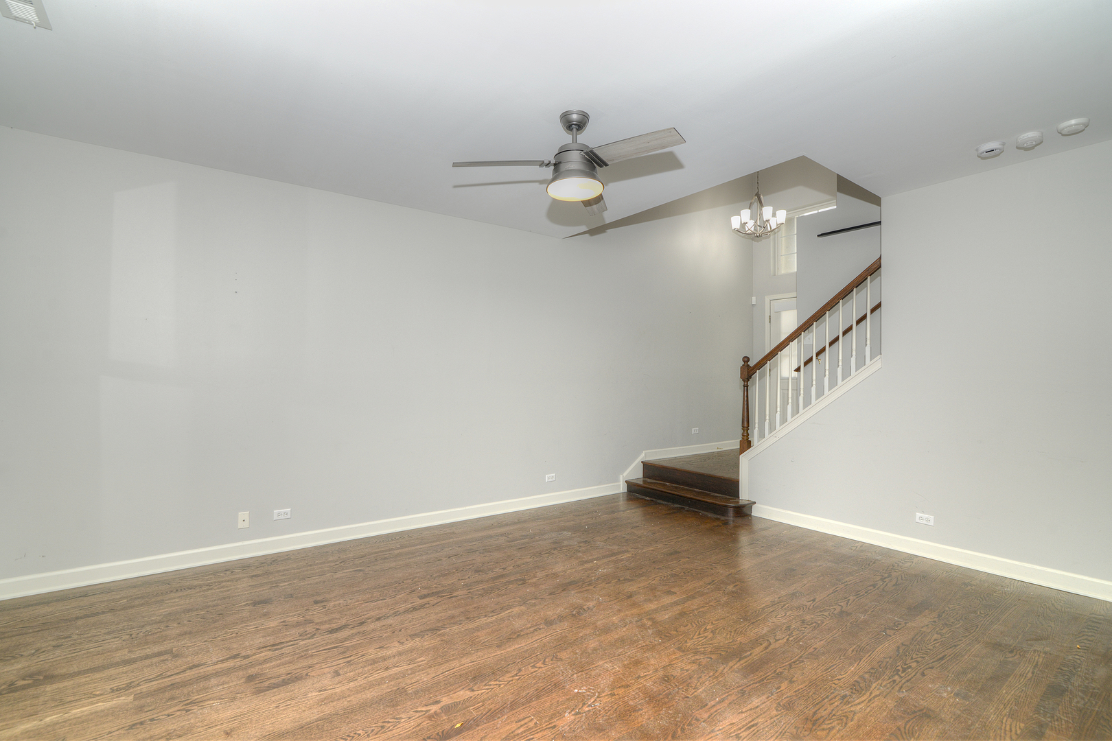 531 METROPOLITAN Street