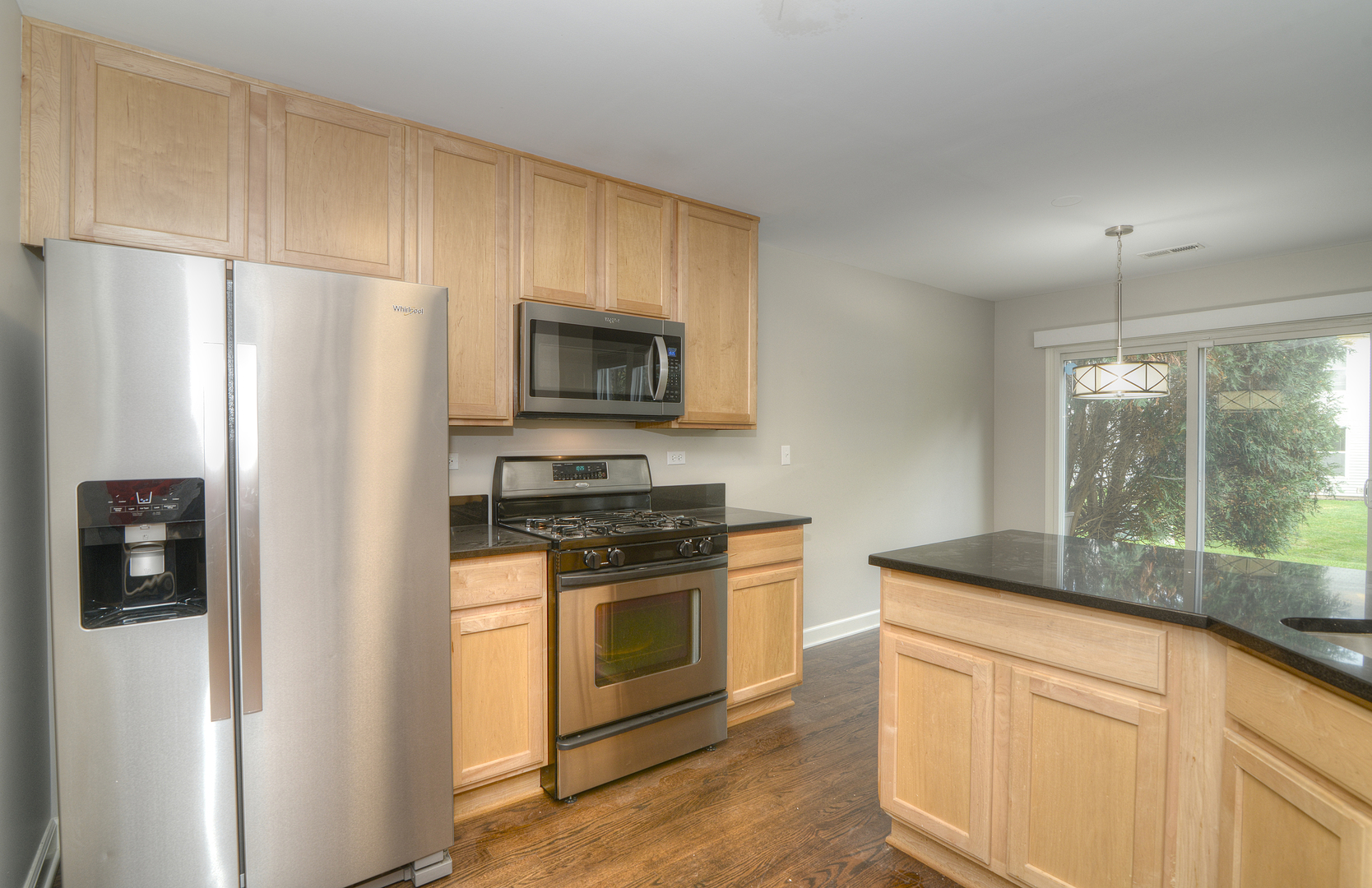 531 METROPOLITAN Street