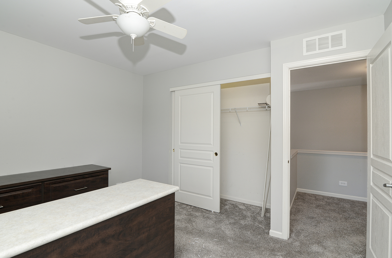 531 METROPOLITAN Street