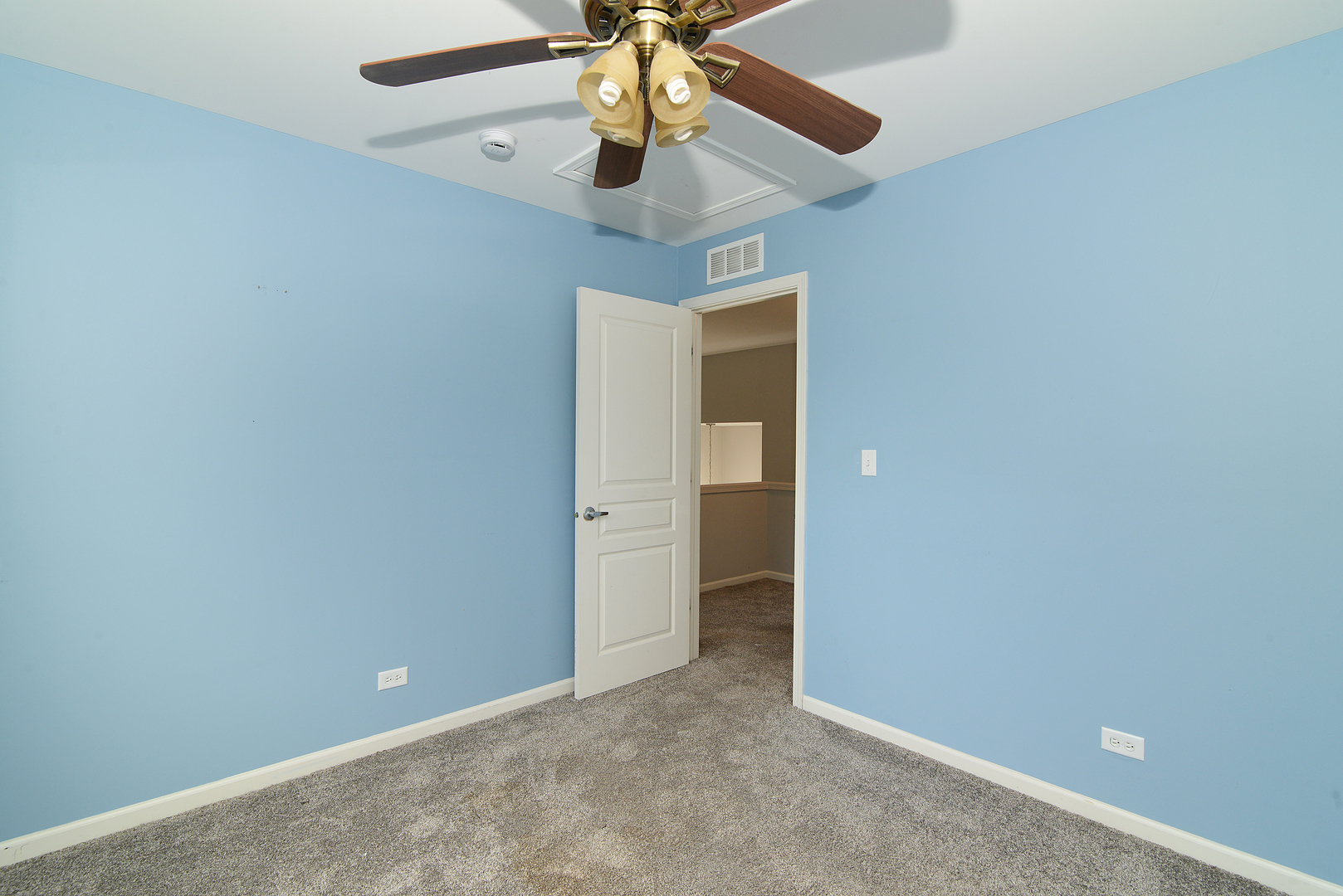 531 METROPOLITAN Street