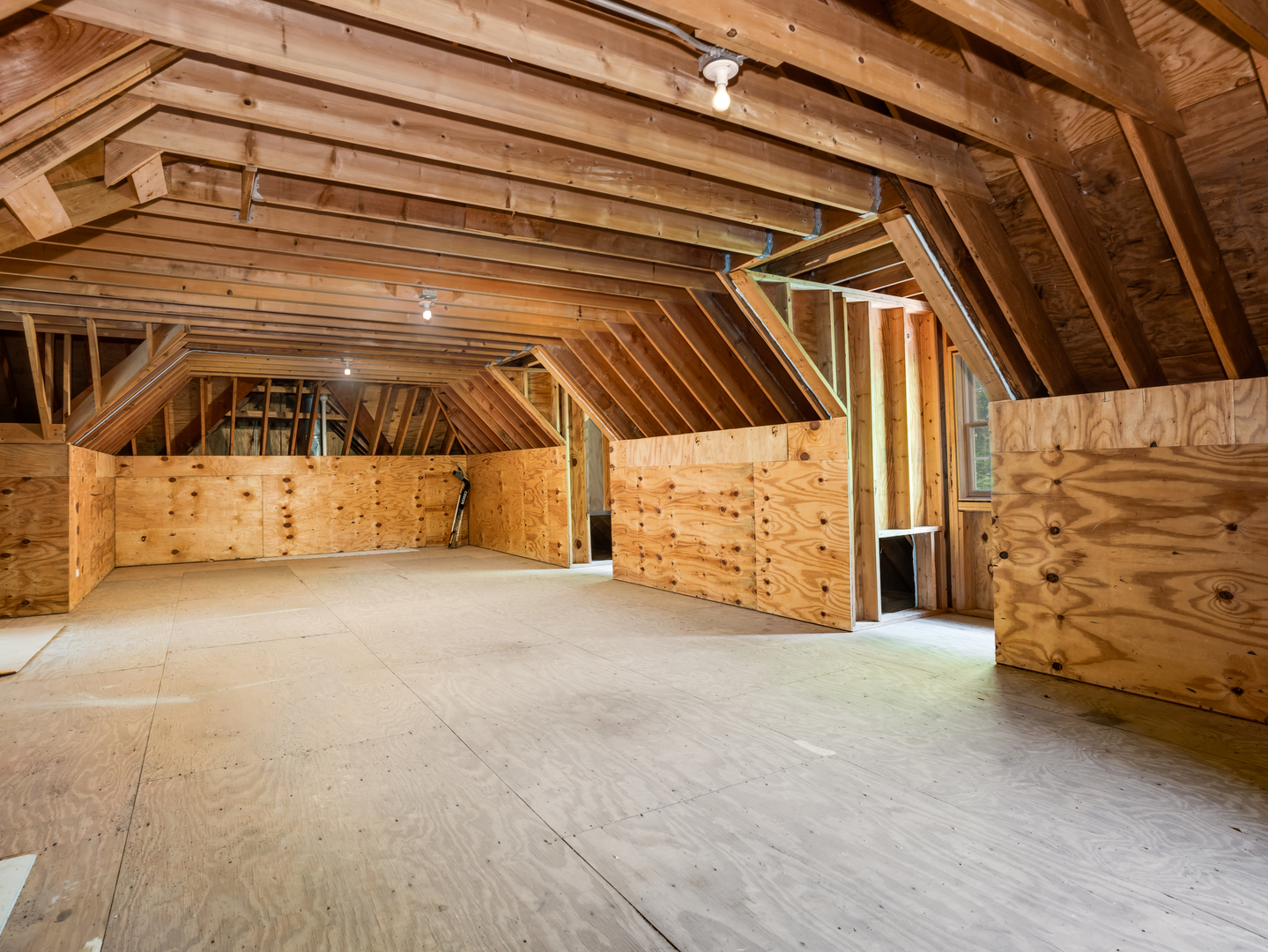 4N680 WARE WOODS Drive