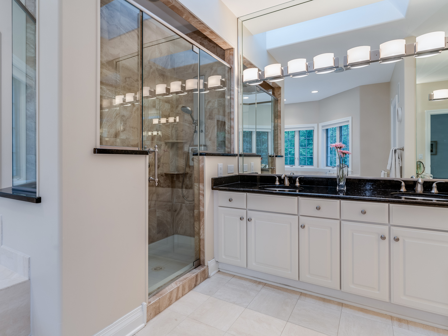 4N680 WARE WOODS Drive