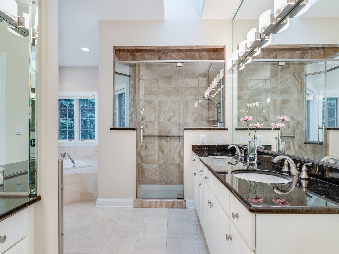 4N680 WARE WOODS Drive