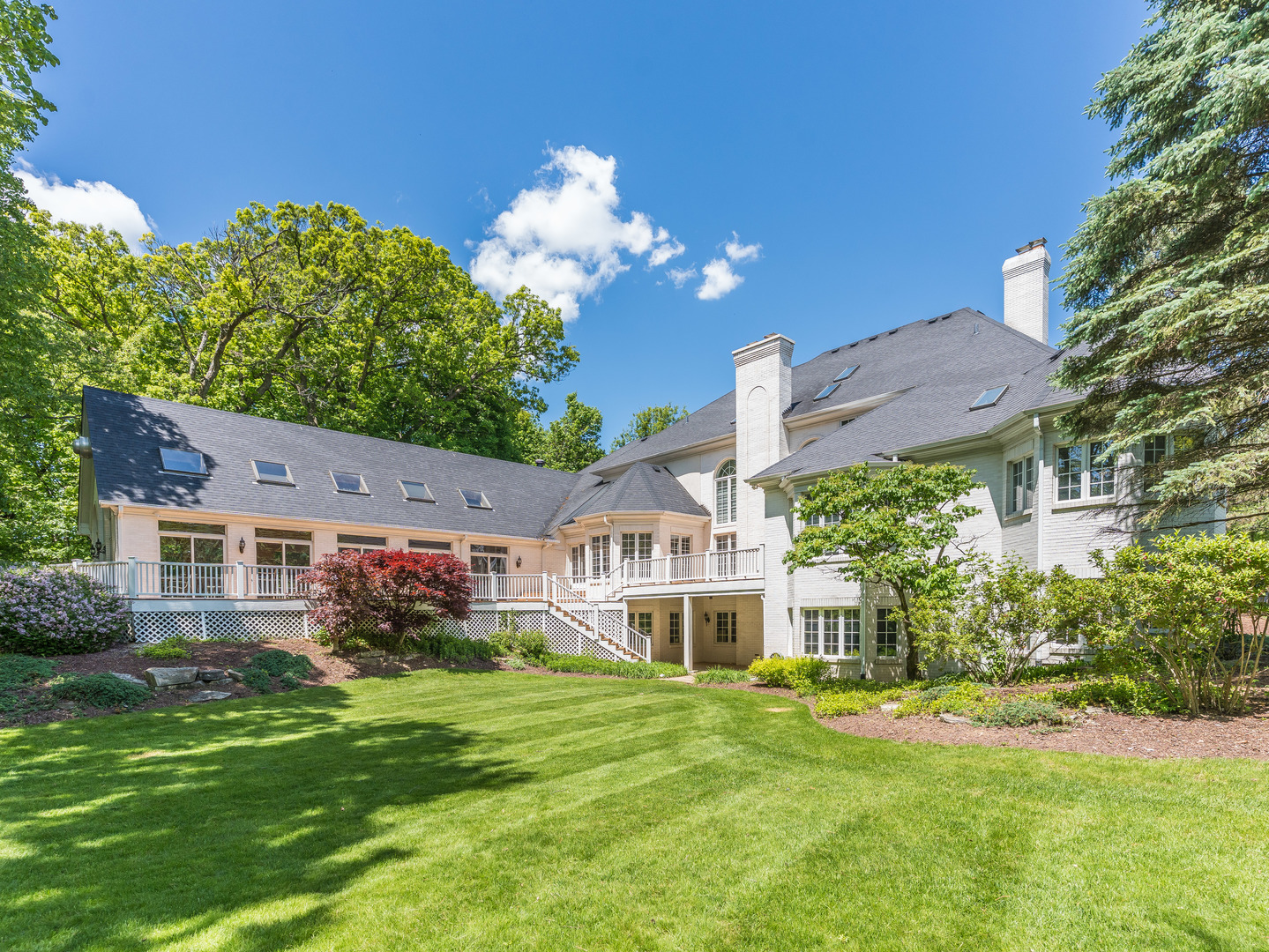 4N680 WARE WOODS Drive