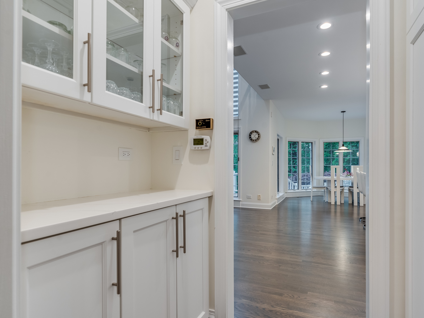 4N680 WARE WOODS Drive