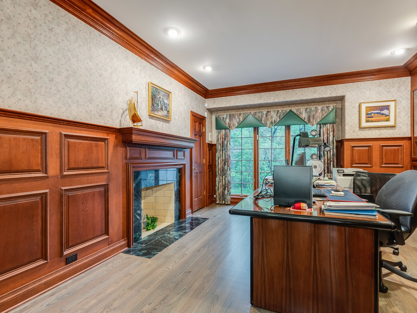 4N680 WARE WOODS Drive