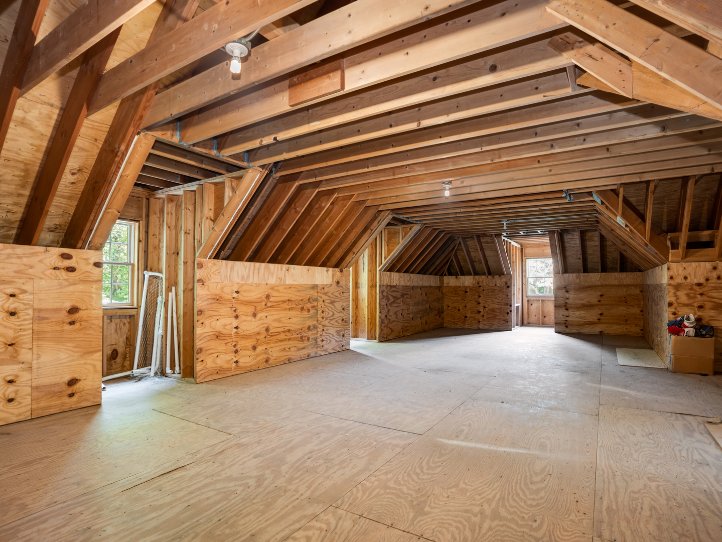 4N680 WARE WOODS Drive